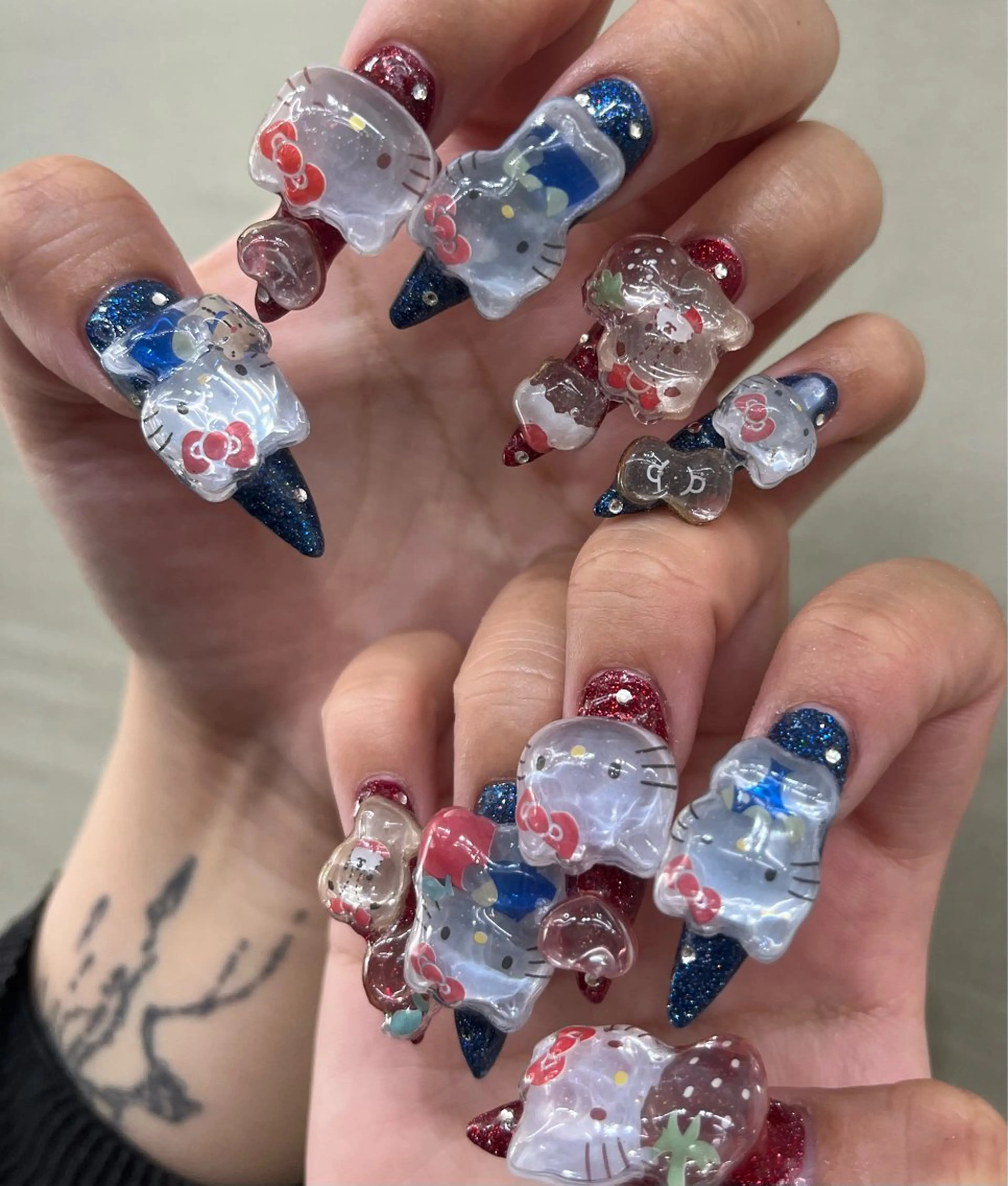 ネイル ハンドネイル GRANDEUR焼津 MEI🪼のネイルデザイン