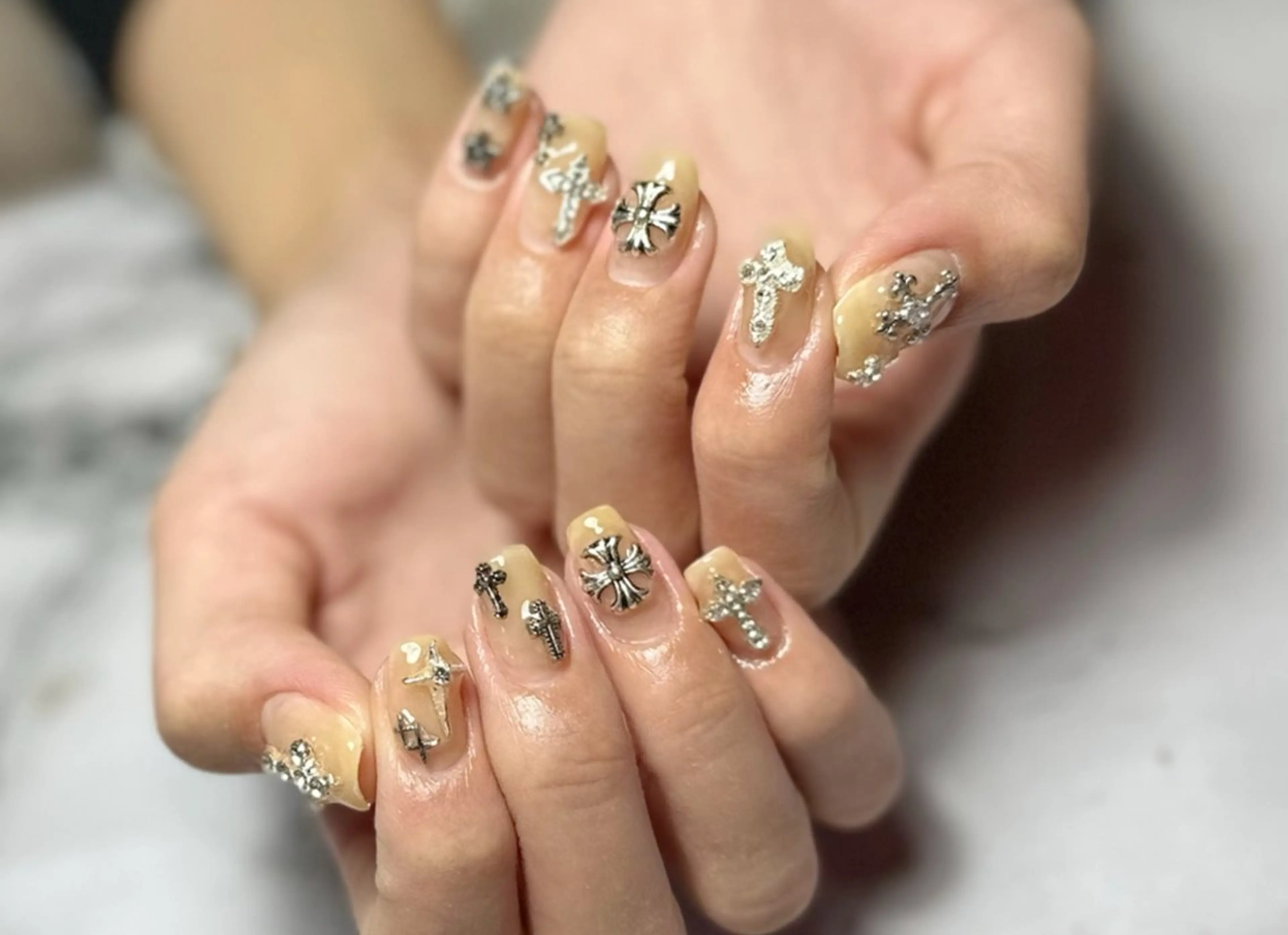 ネイル 新山 聖のネイルデザイン