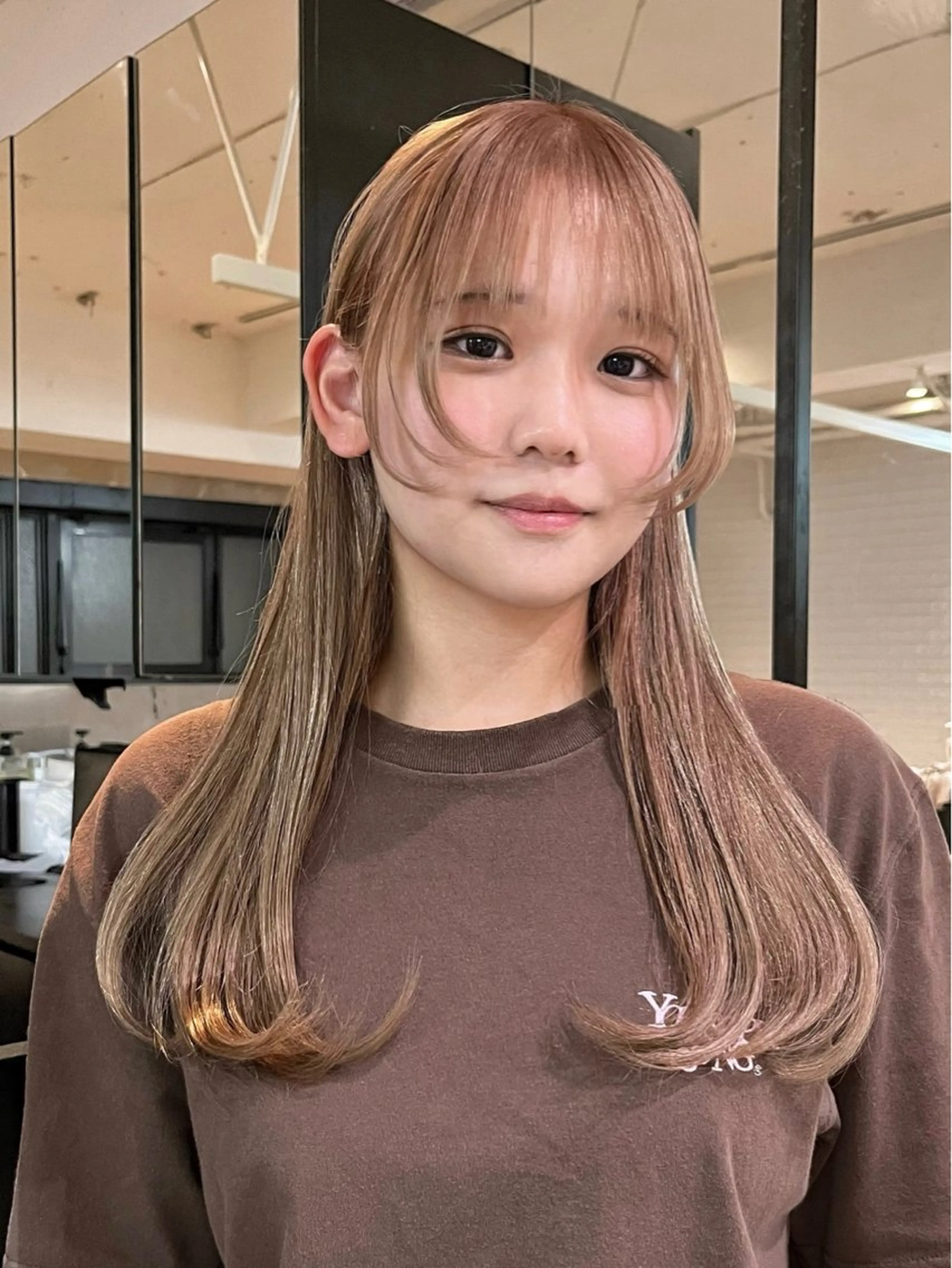 ロング くびれヘア 顔周りカット ハイレイヤー レイヤーカット ウルフカット フカミ マナカのヘアスタイル