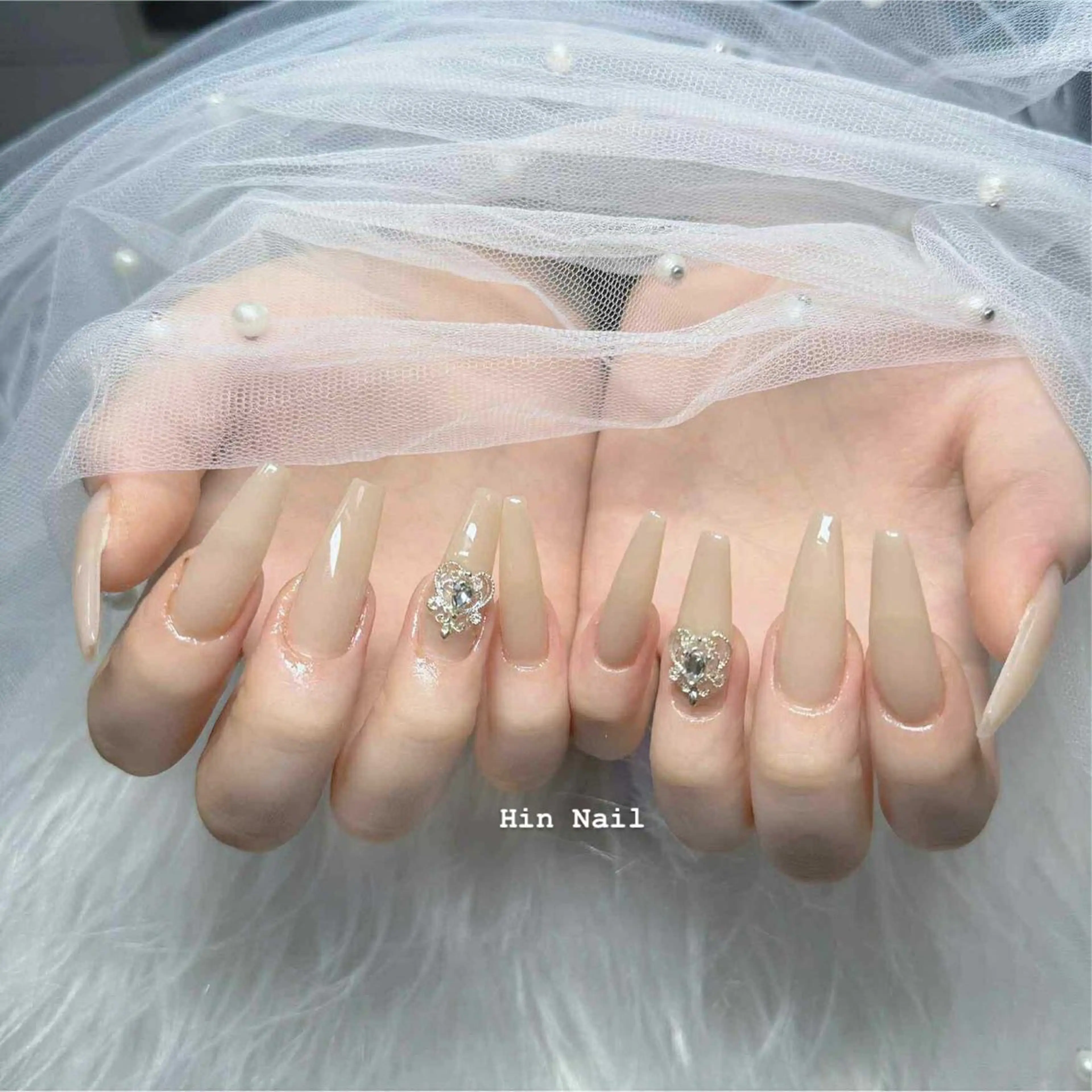 ネイル ハンドネイル Hin Nailsのネイルデザイン