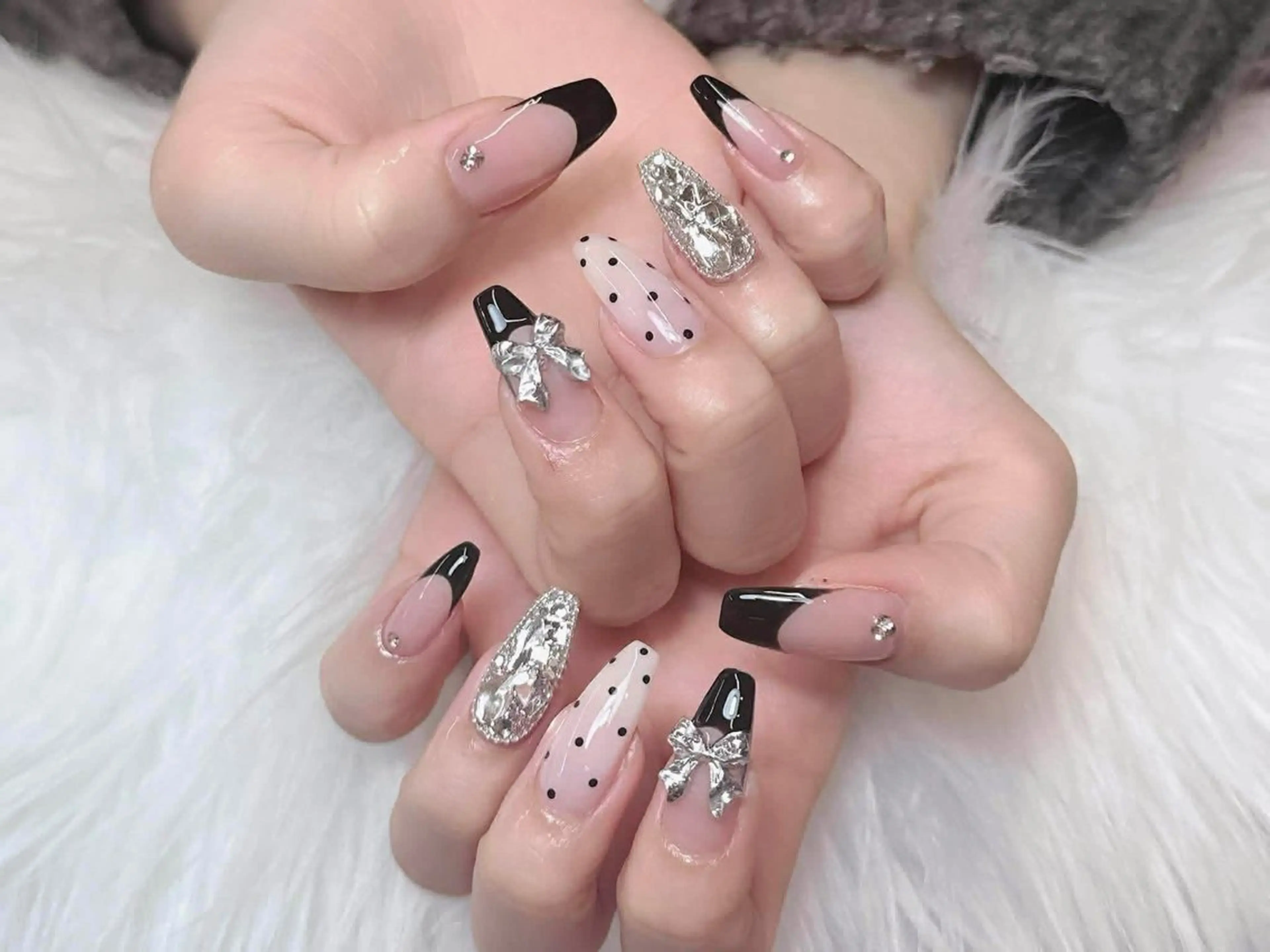 ネイル チークネイル フットネイル フレンチネイル グラデーション 韓国ネイル Yuki nail staffのネイルデザイン