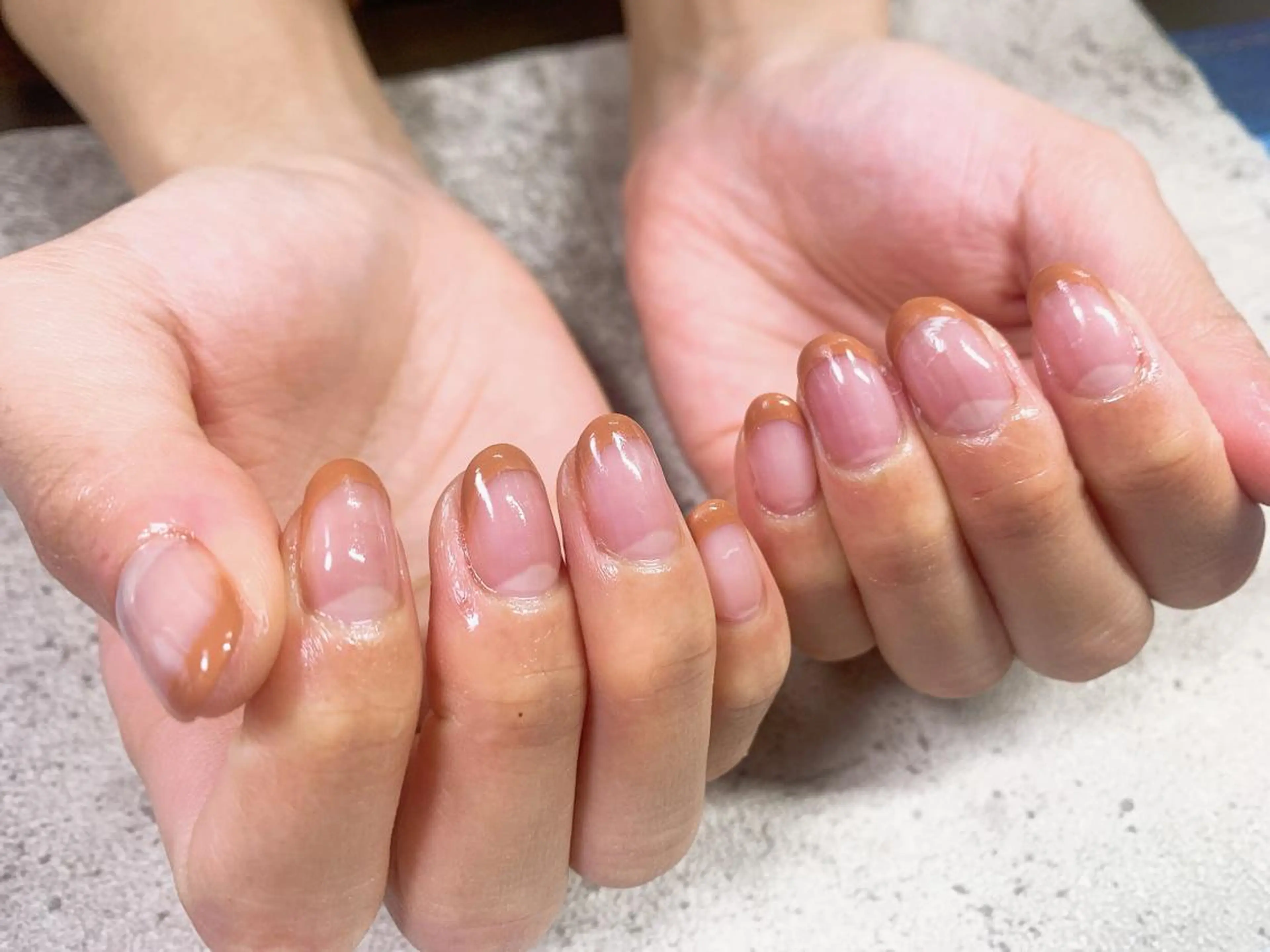 ネイル オーロラネイル ブラウン フラワーネイル フットネイル フレンチネイル kikinail 溝の口のネイルデザイン