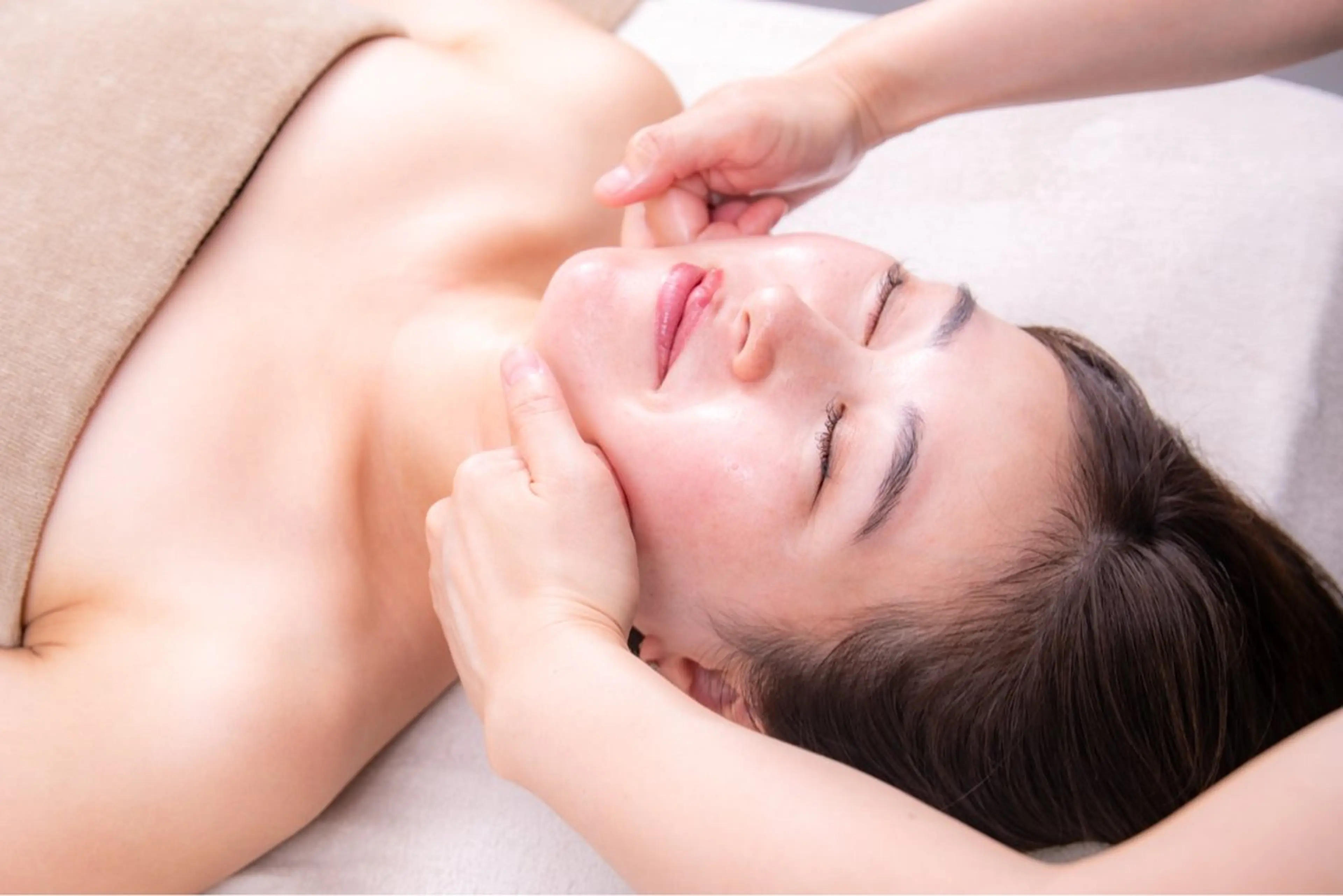 小顔&コルギ×選べる人気オプション 80分の写真