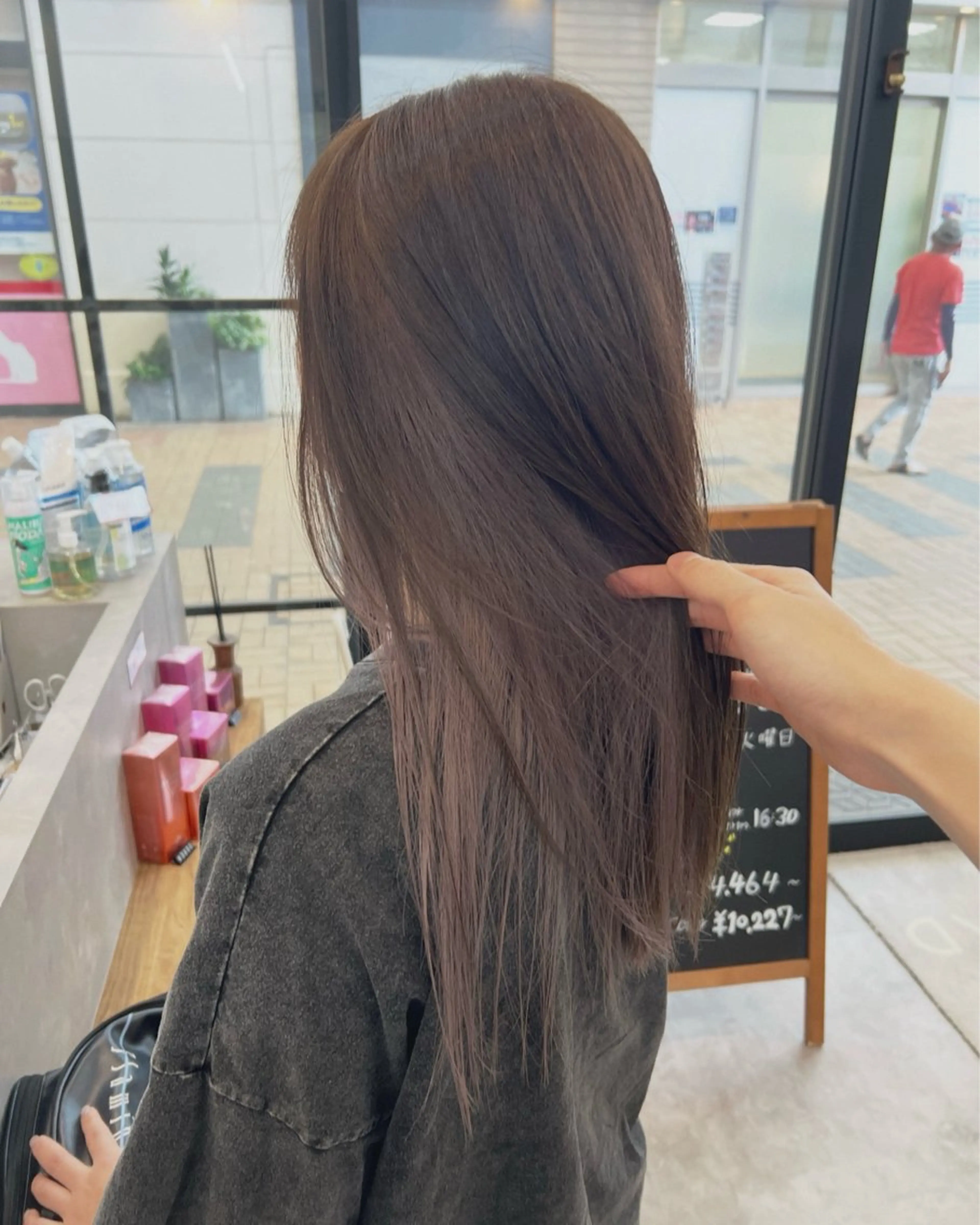 セミロング カラー インナーカラー カット ヘアカラー トリートメント ✨NOMAD印西✨ 黒川勇輝のヘアスタイル