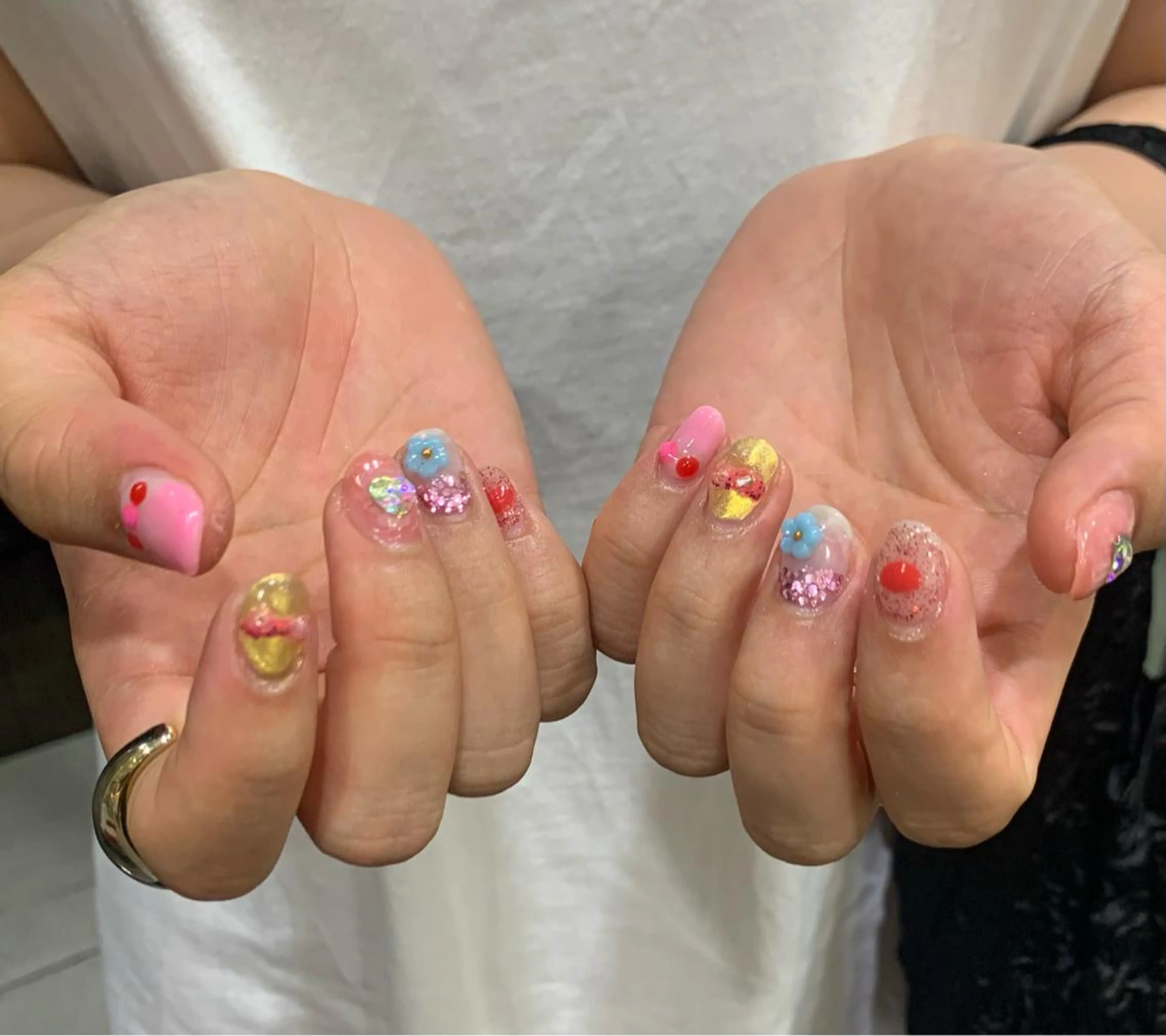 ネイル 海外girl🤎 透明感ベージュmaoのヘアスタイル