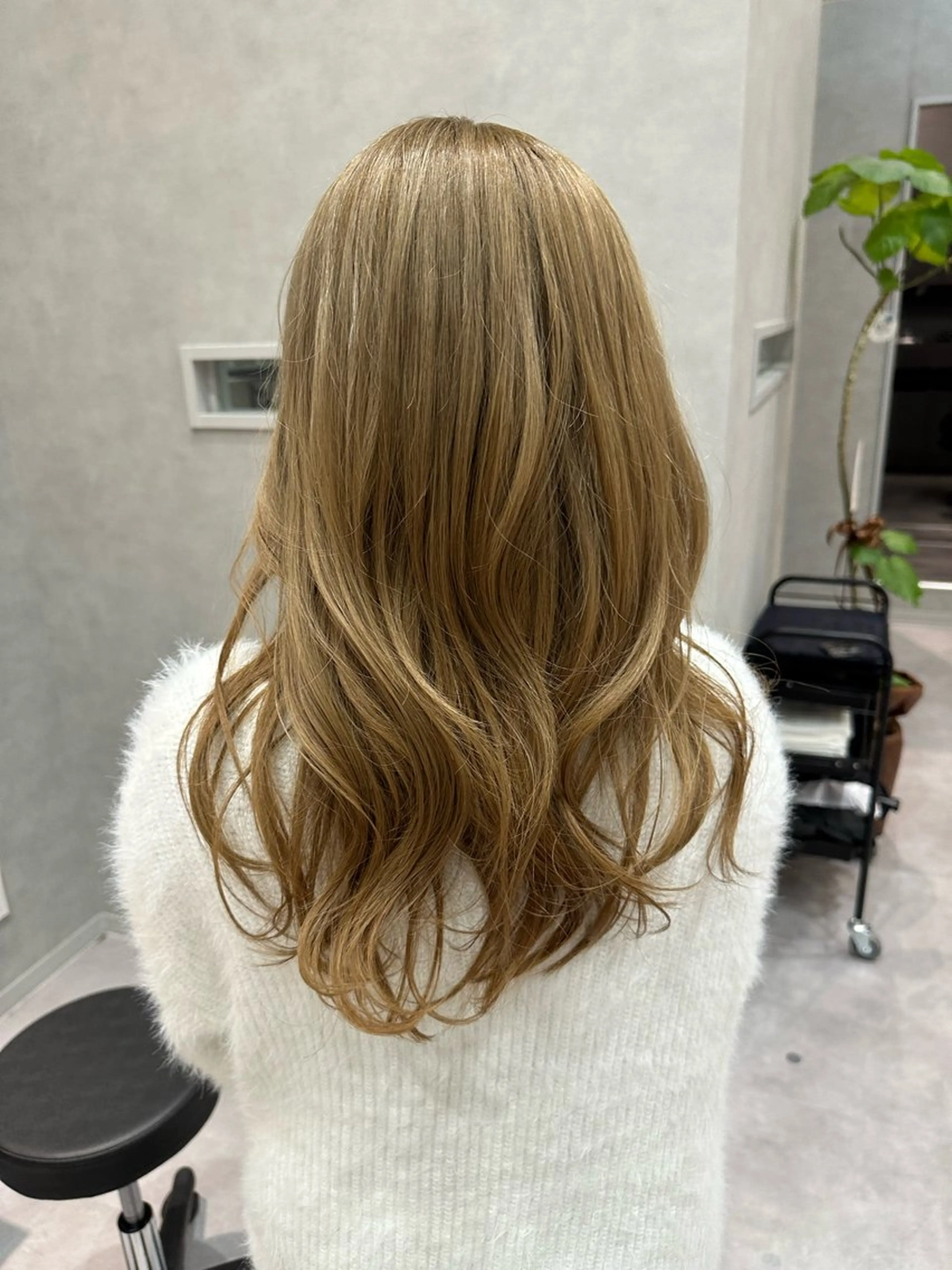 ロング 森 沙織のヘアスタイル