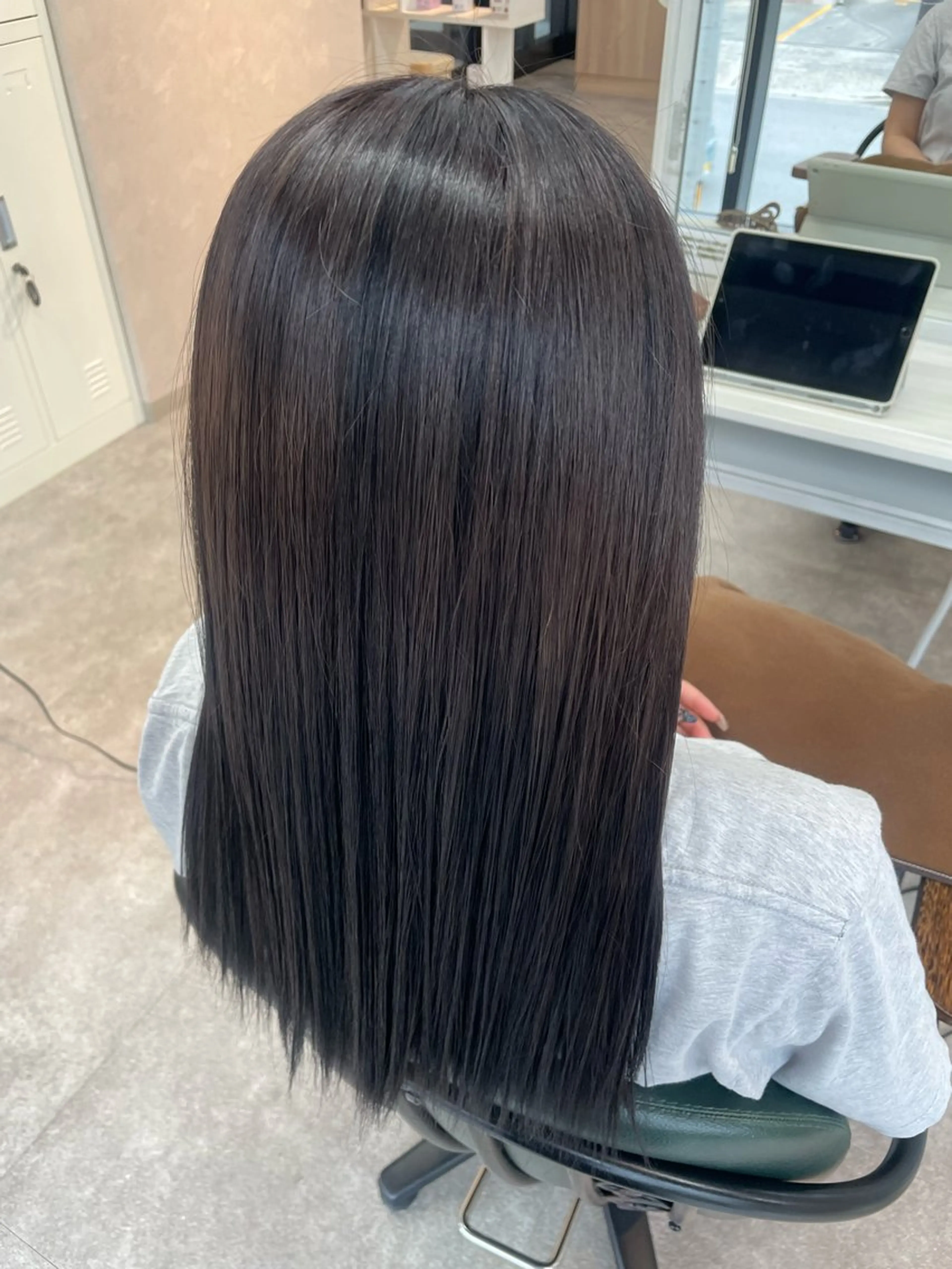 カラー 永井 幸枝のヘアスタイル