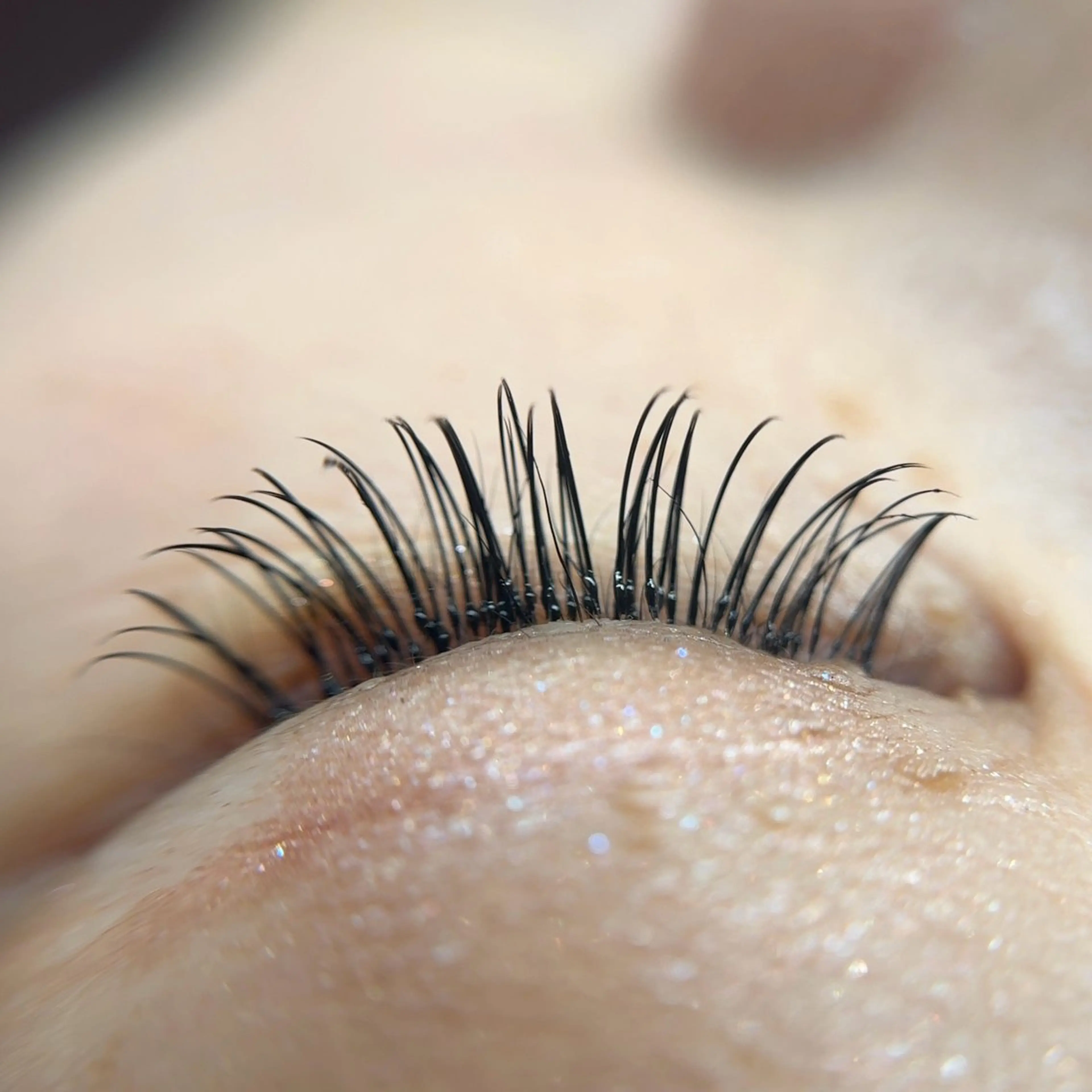 マツエク・マツパ フラットラッシュ Lilac二子玉川 大人のまつ毛サロンのマツエク・マツパデザイン