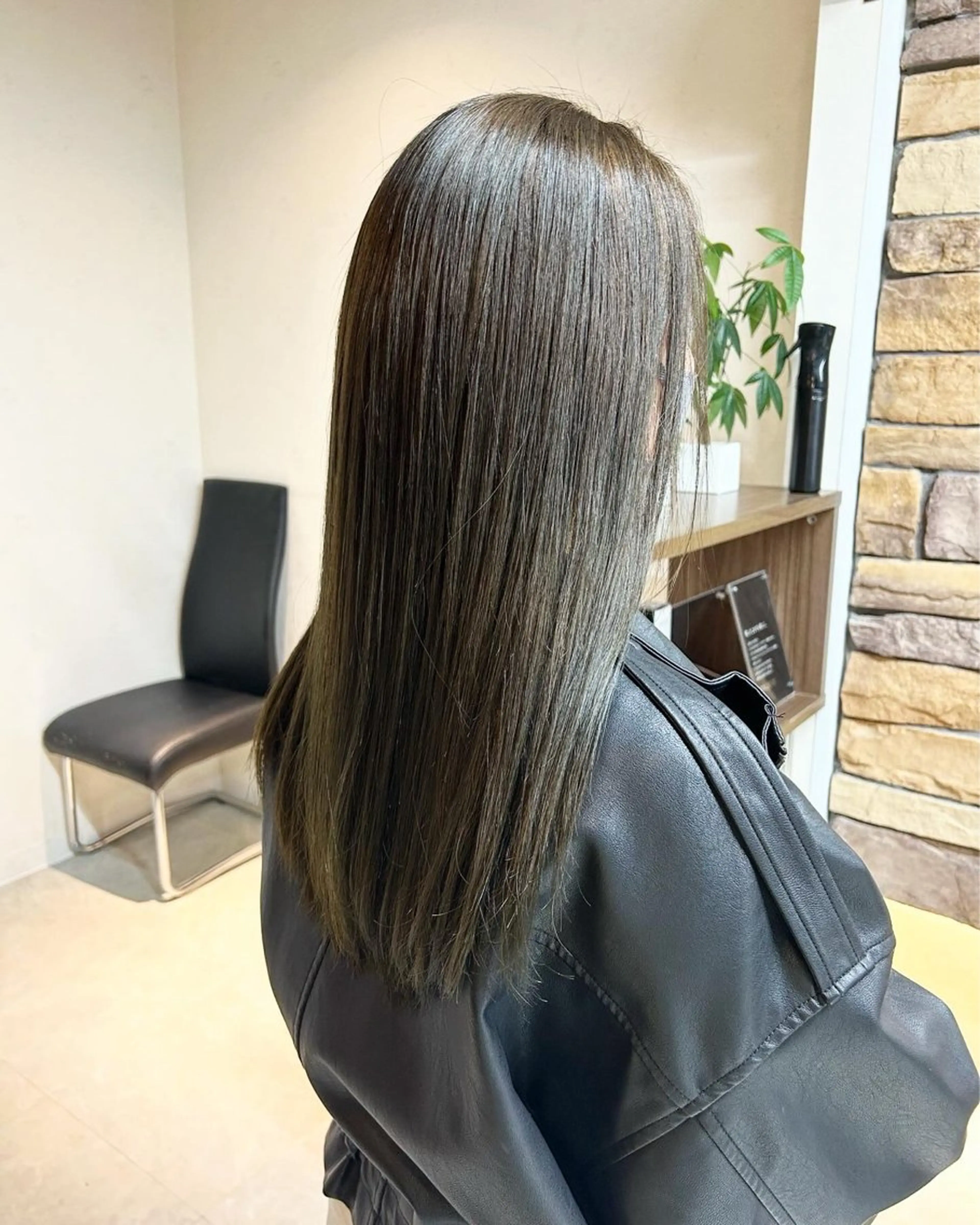 ロング カラー 後藤紗英/髪質改善 /オリーブベージュのヘアスタイル