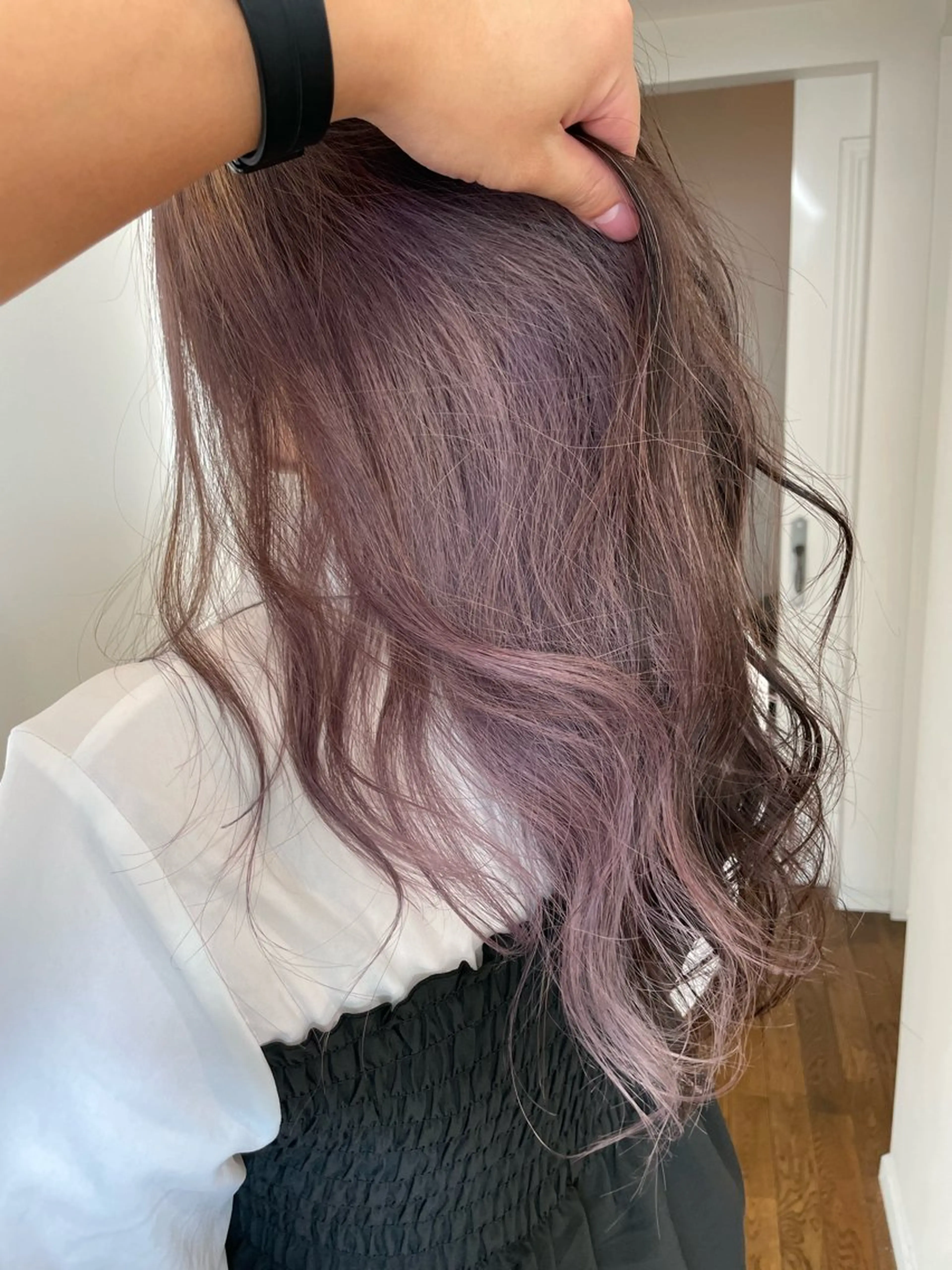 セミロング ヘアカラー トリートメント ブリーチ毛矯正.髪質 改善.髪にドラマをのヘアスタイル