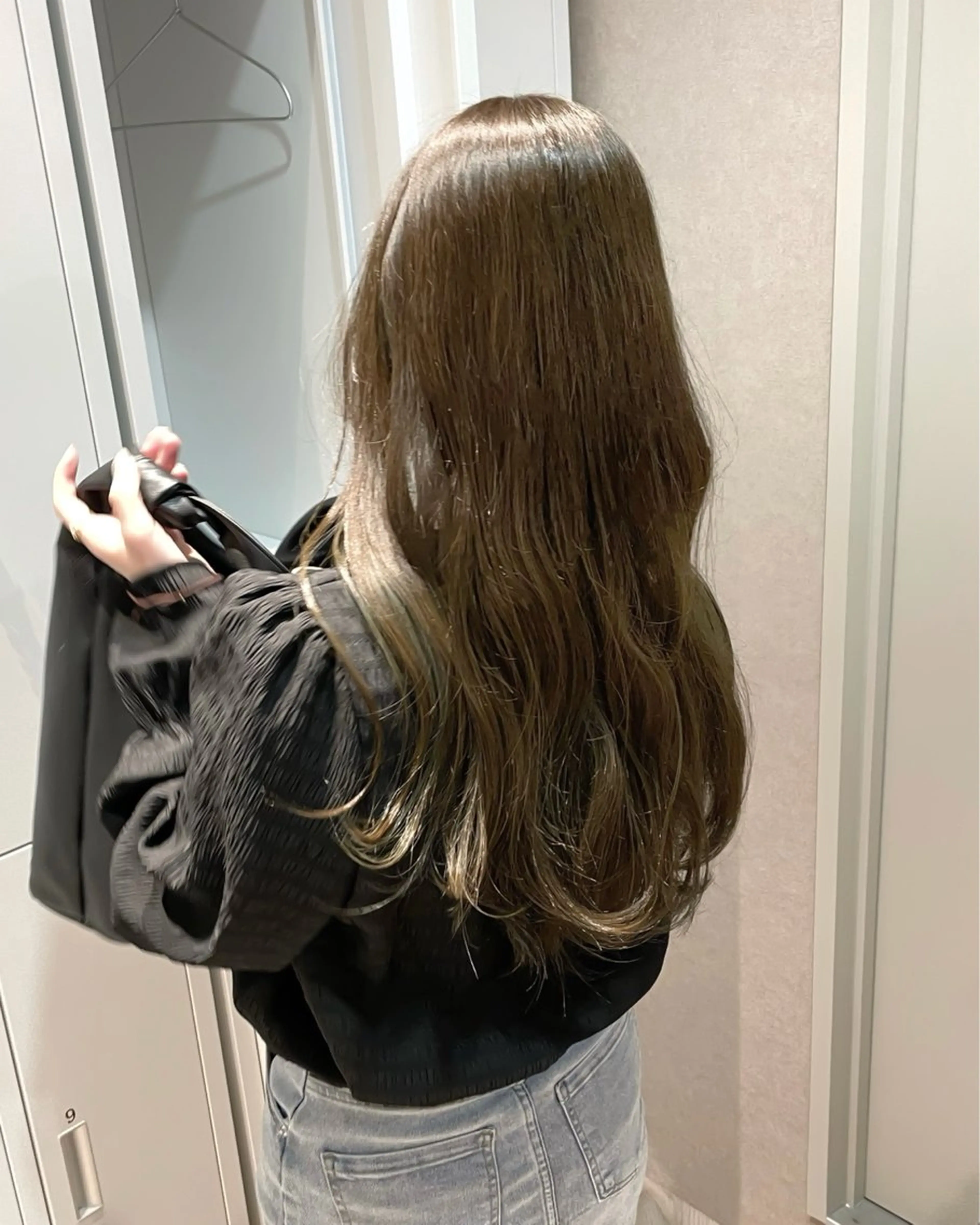 ロング ヘアカラー トリートメント 似合わせ/ベージュ /レイヤー/りほ🤍のヘアスタイル