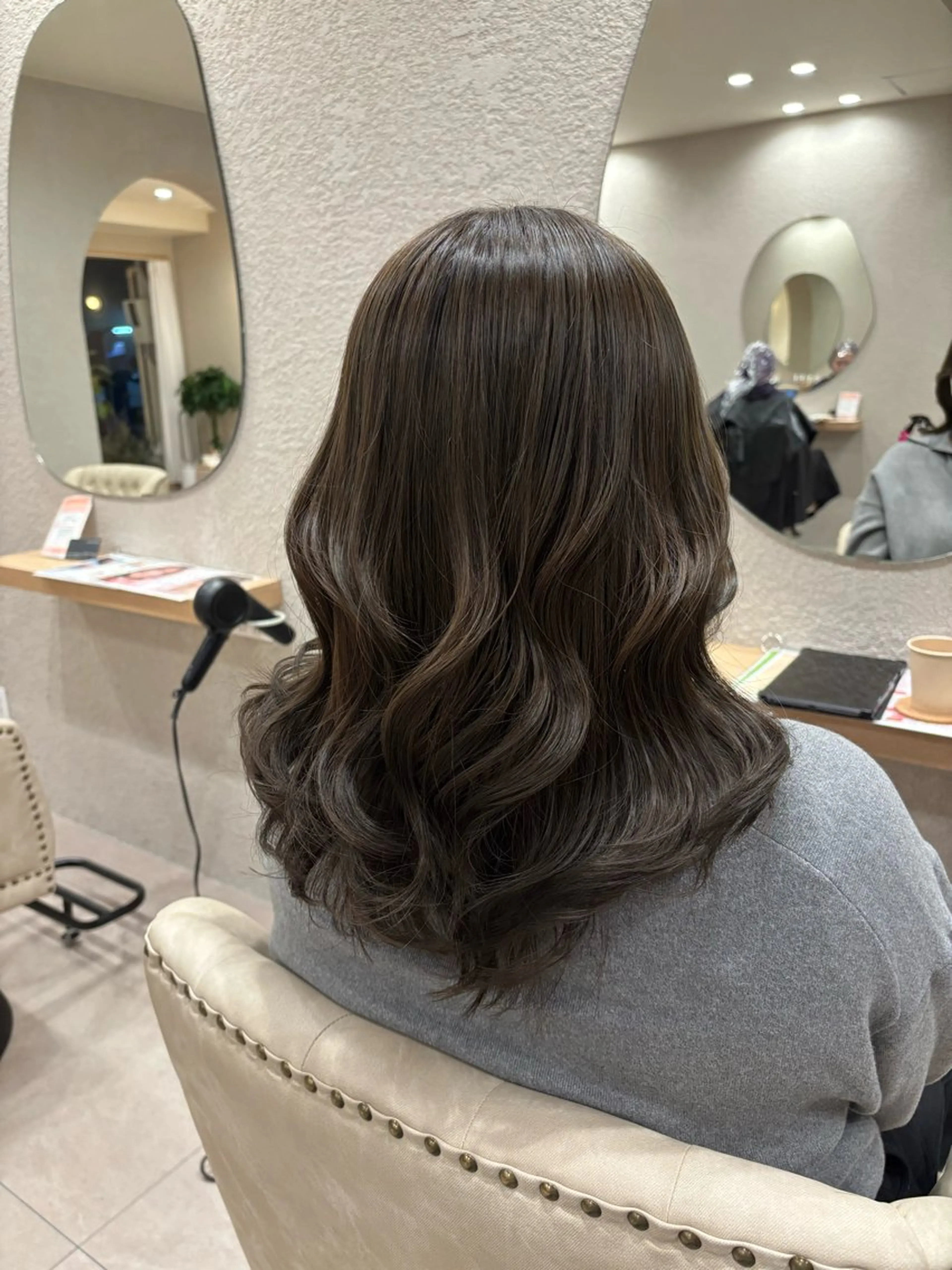ミディアム 透明感カラー⭐️🌈 野村玲美のヘアスタイル