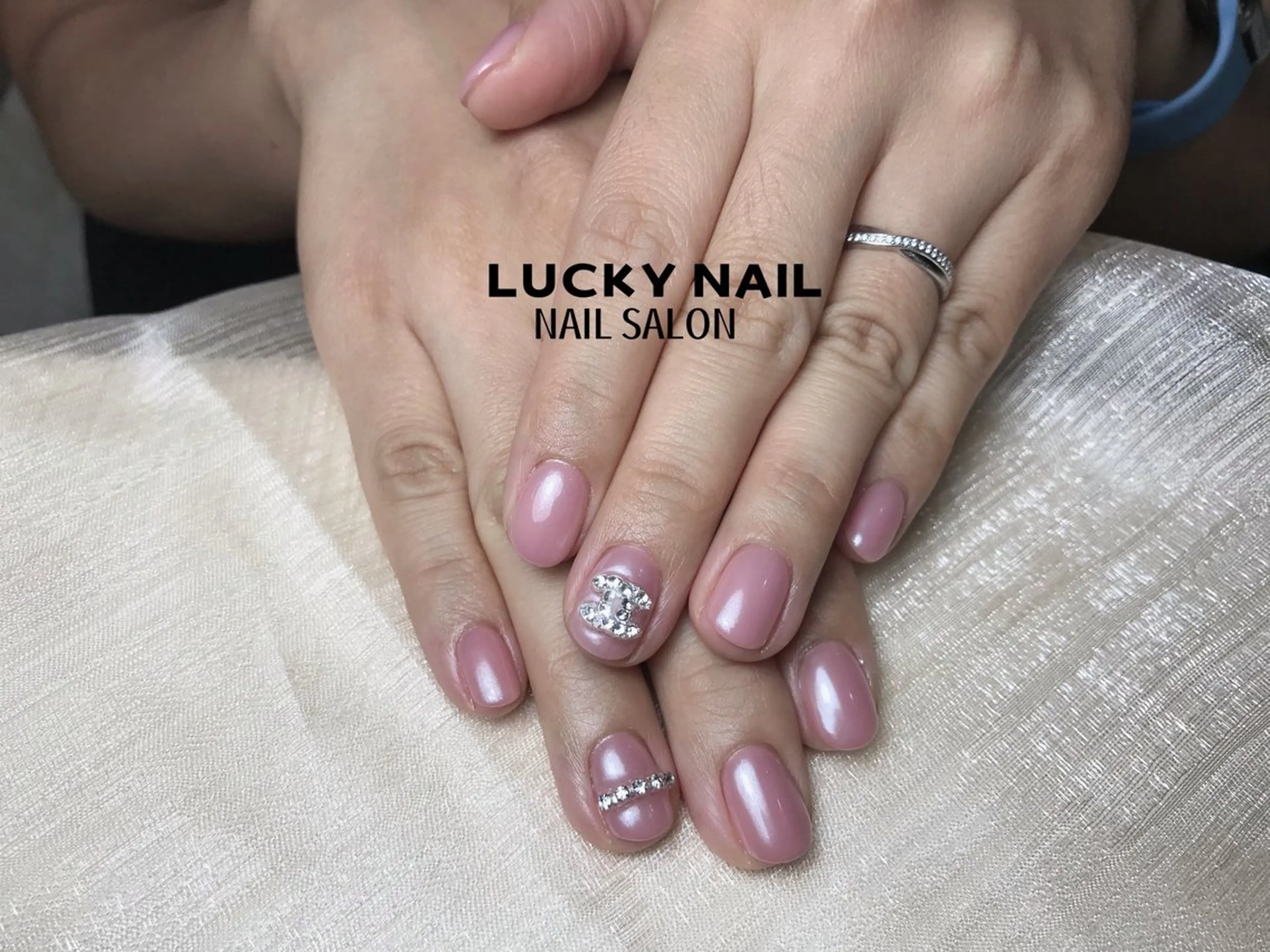 ネイル 宇 田川のネイルデザイン