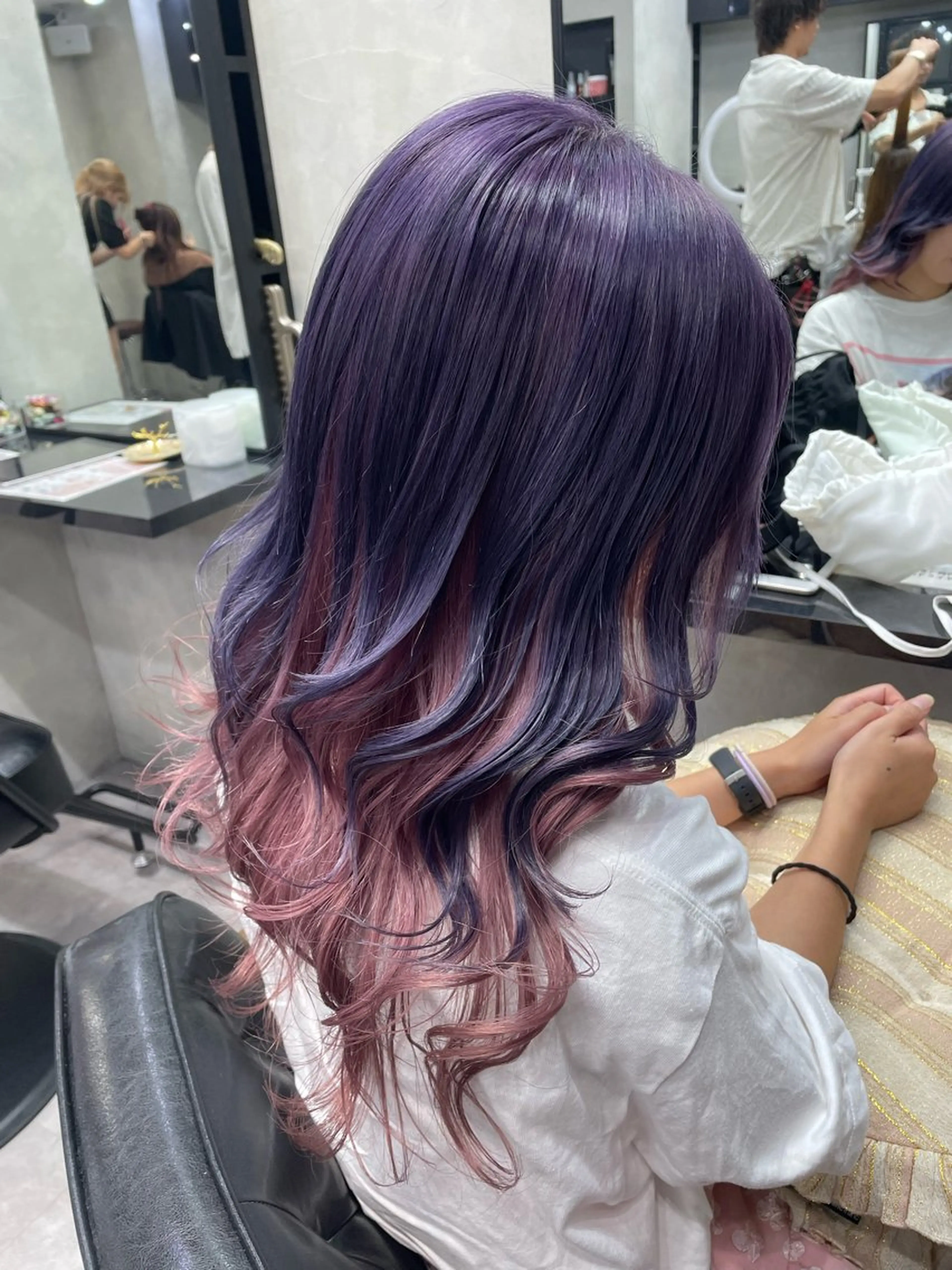 ロング レイヤーカット トリートメント ヘアカラー トリートメント 👑最高級エクステ 👑新宿/タイセイのヘアスタイル