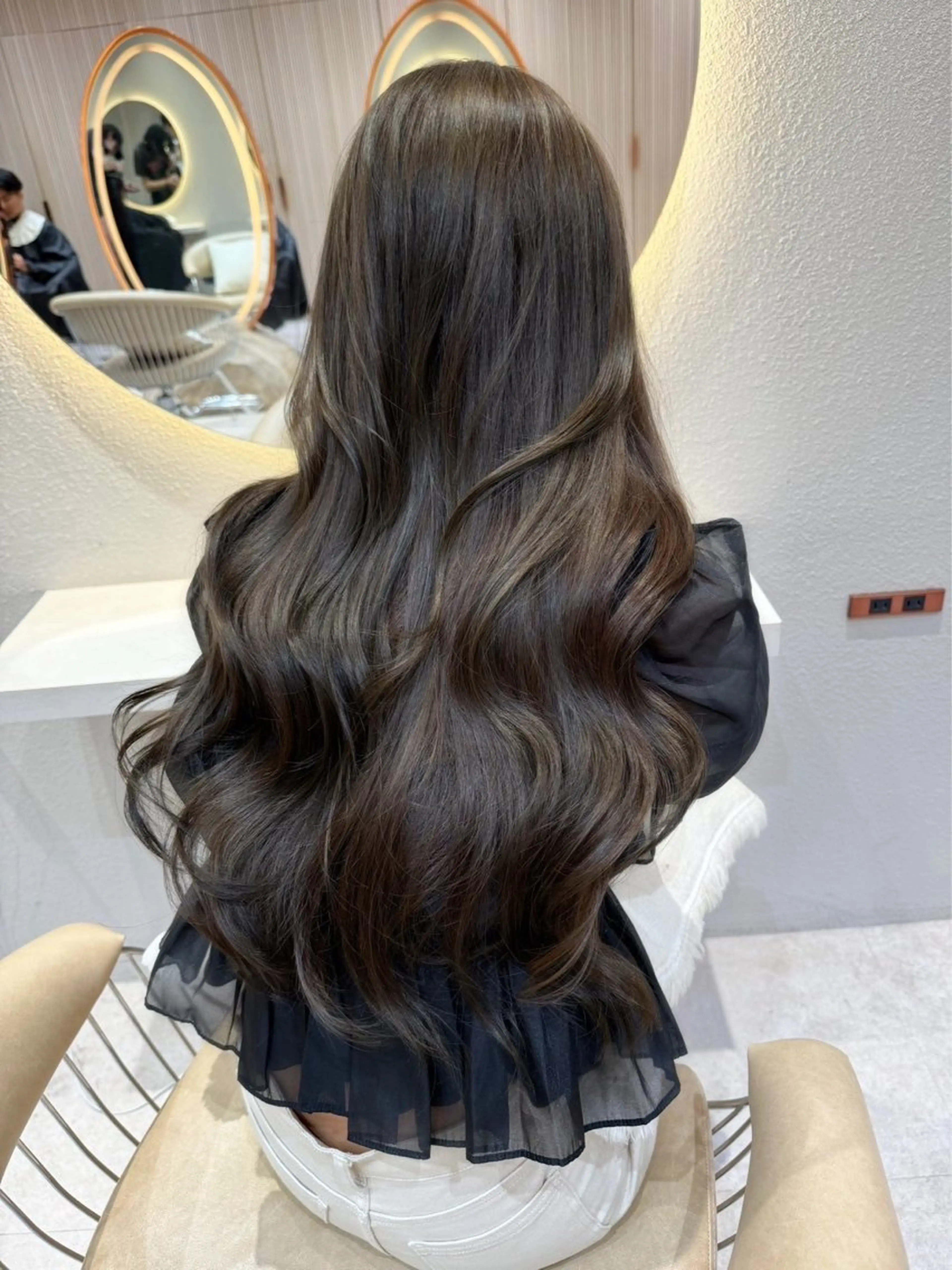 ロング ヘアカラー トリートメント ブリーチ🌟リタッチ 🎠KANON🎡のヘアスタイル