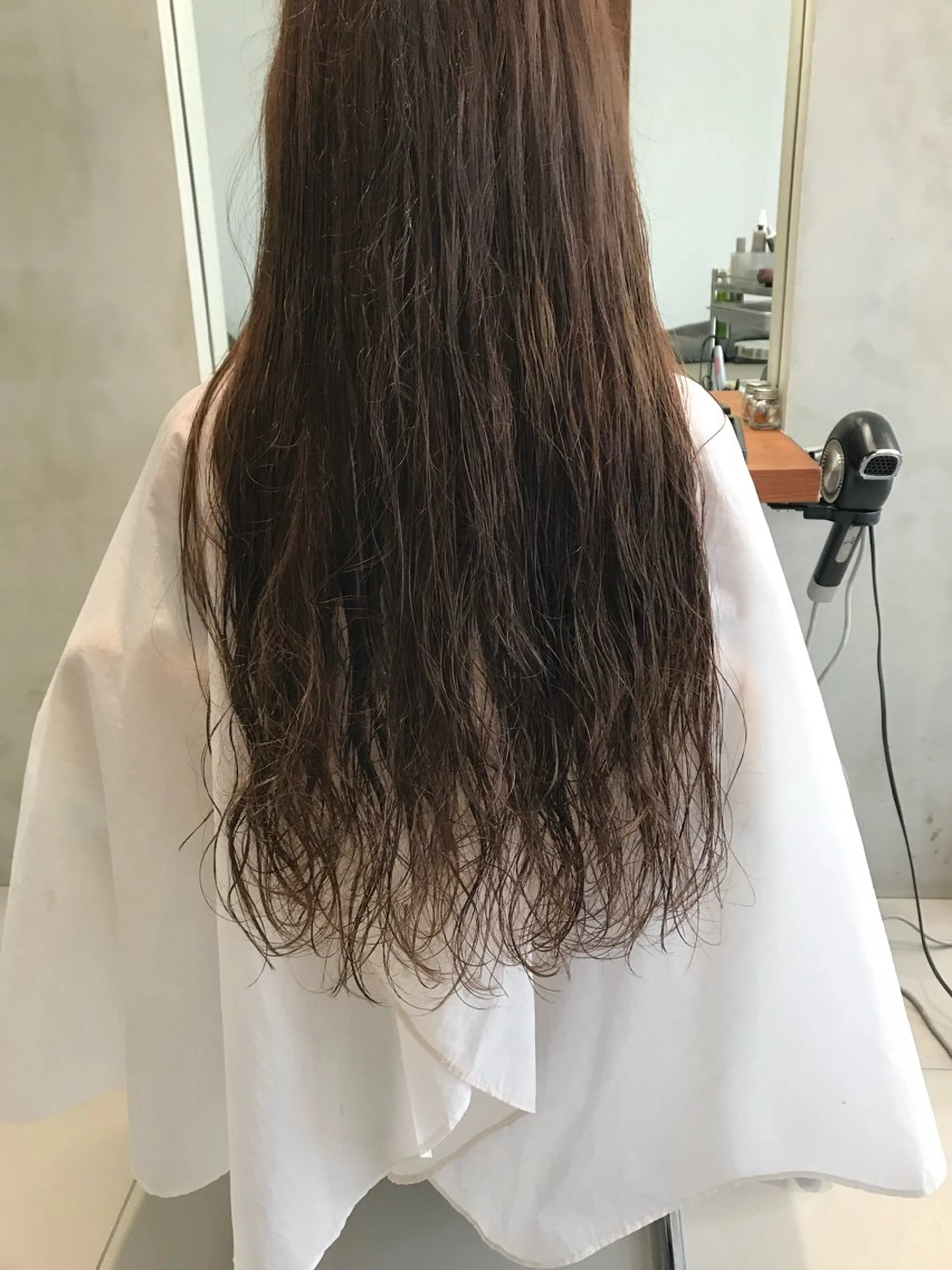 カラー ベージュカラー hina KEEDAのヘアスタイル