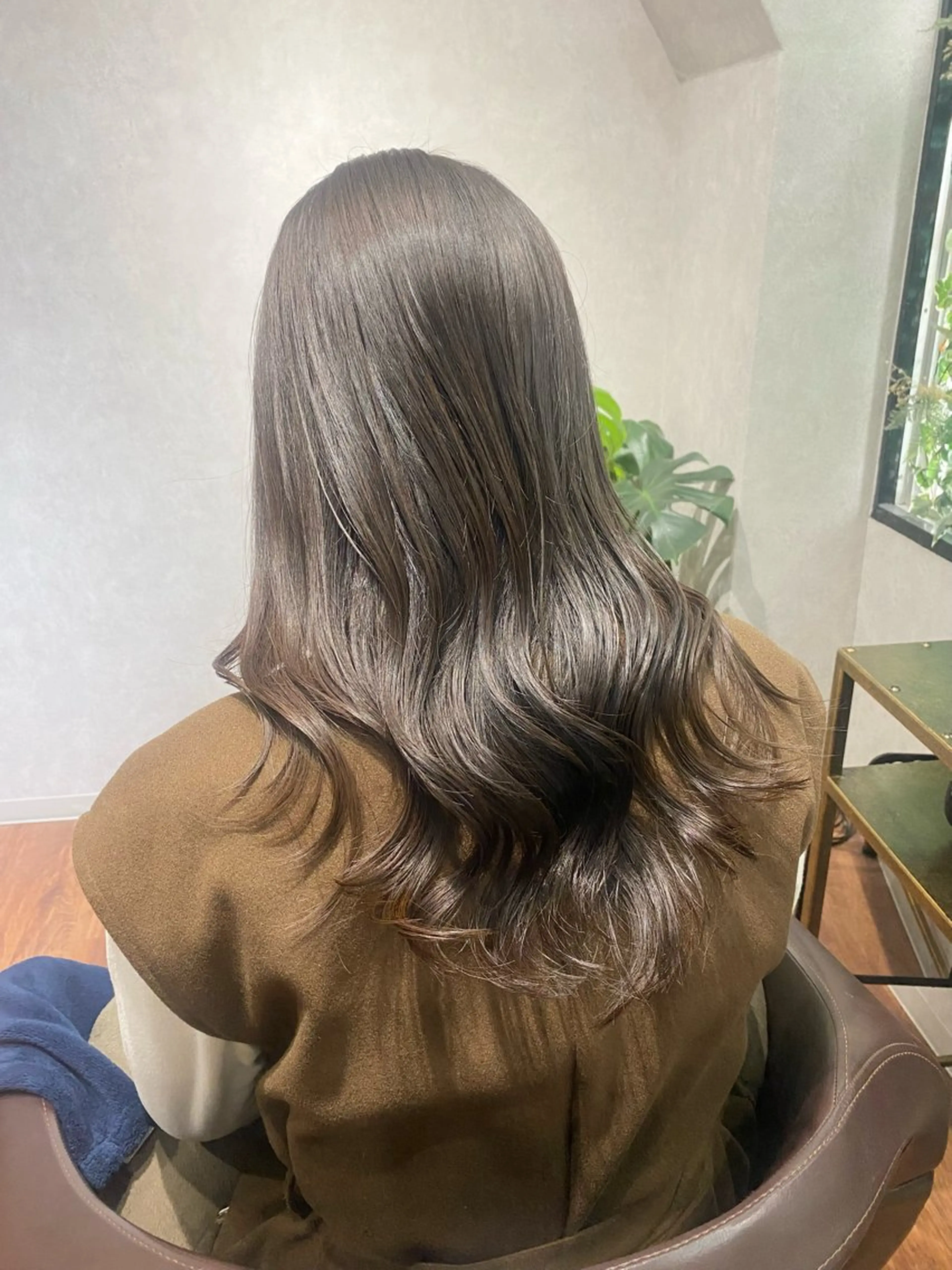 ロング ＳＨＩ ＺＵのヘアスタイル