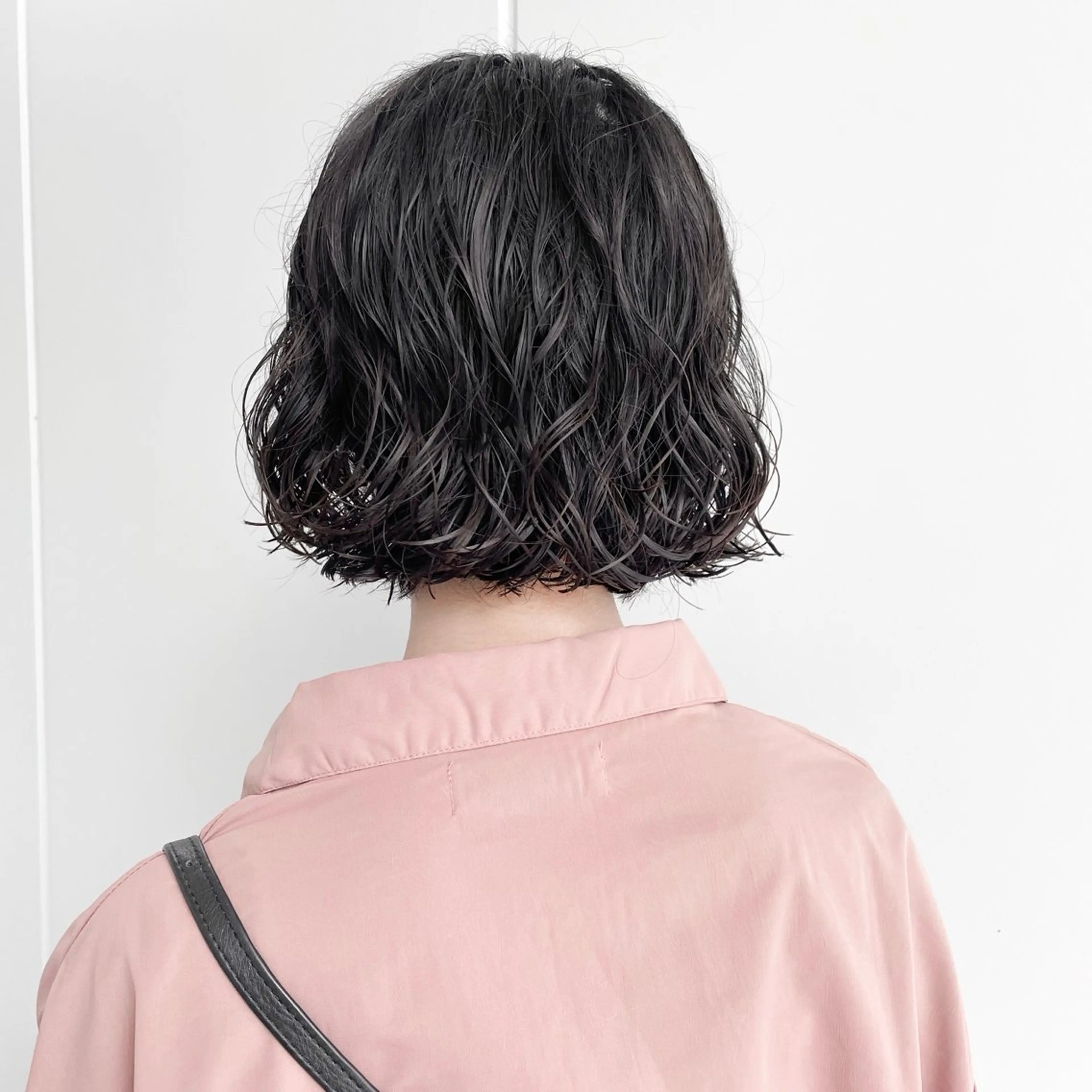 ミディアム パーマ ミディアムパーマ ボブ 金本麗美　ボブパーマ グレージュ/オリーブのヘアスタイル