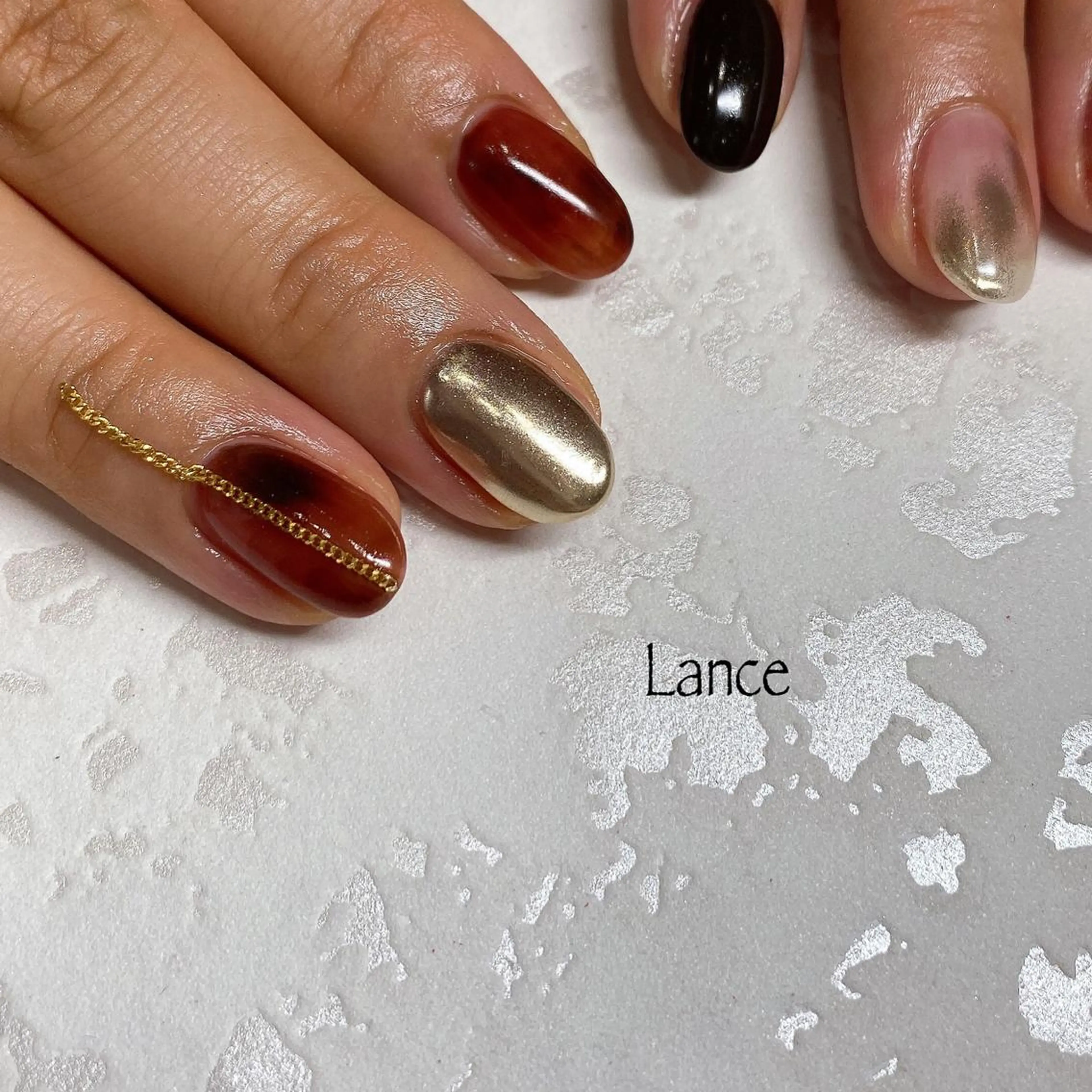 ミディアム ハンドネイル Lance nailのネイルデザイン