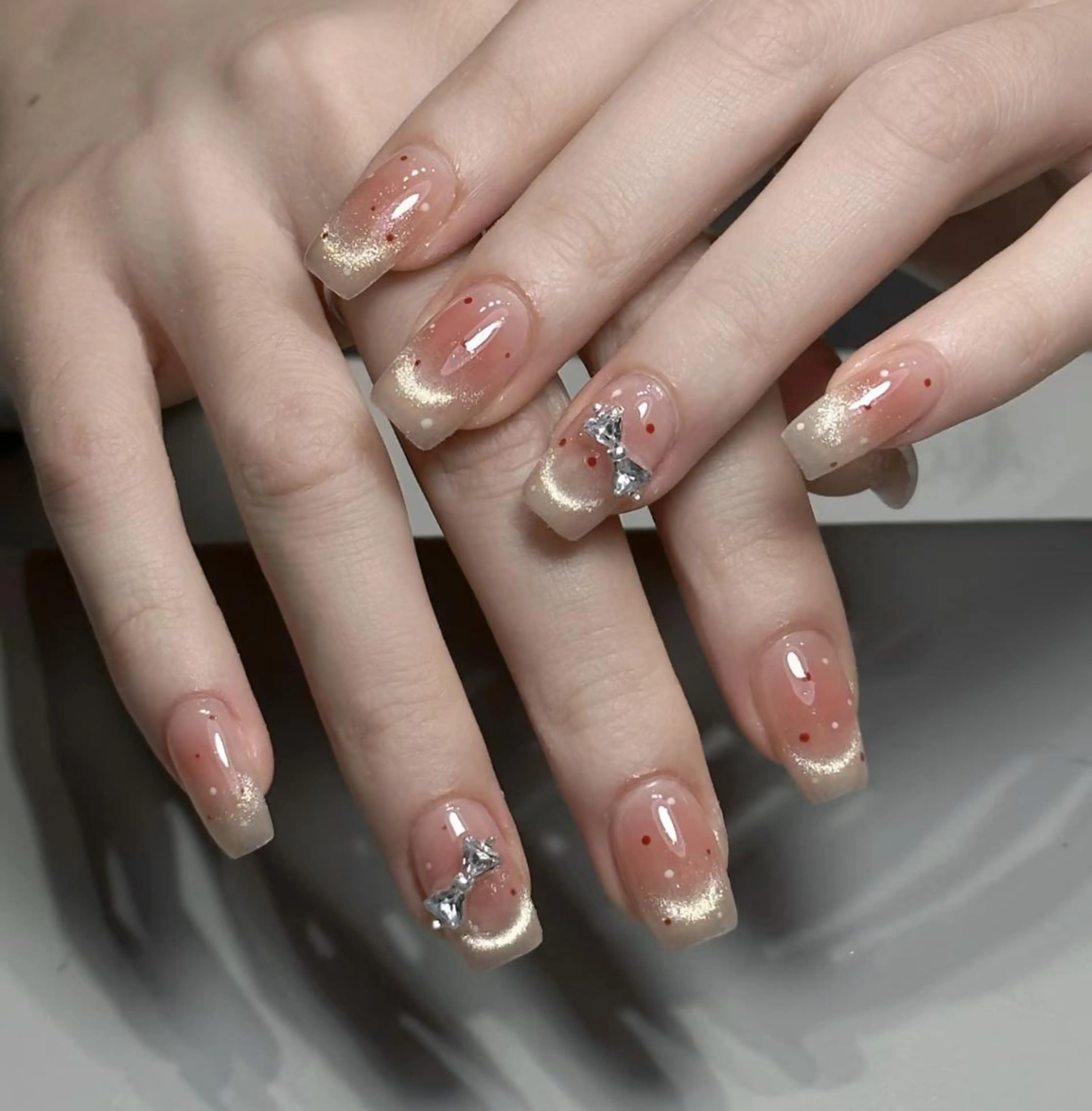 ネイル ハンドネイル ハンドケア 🍑 momo_nailのネイルデザイン