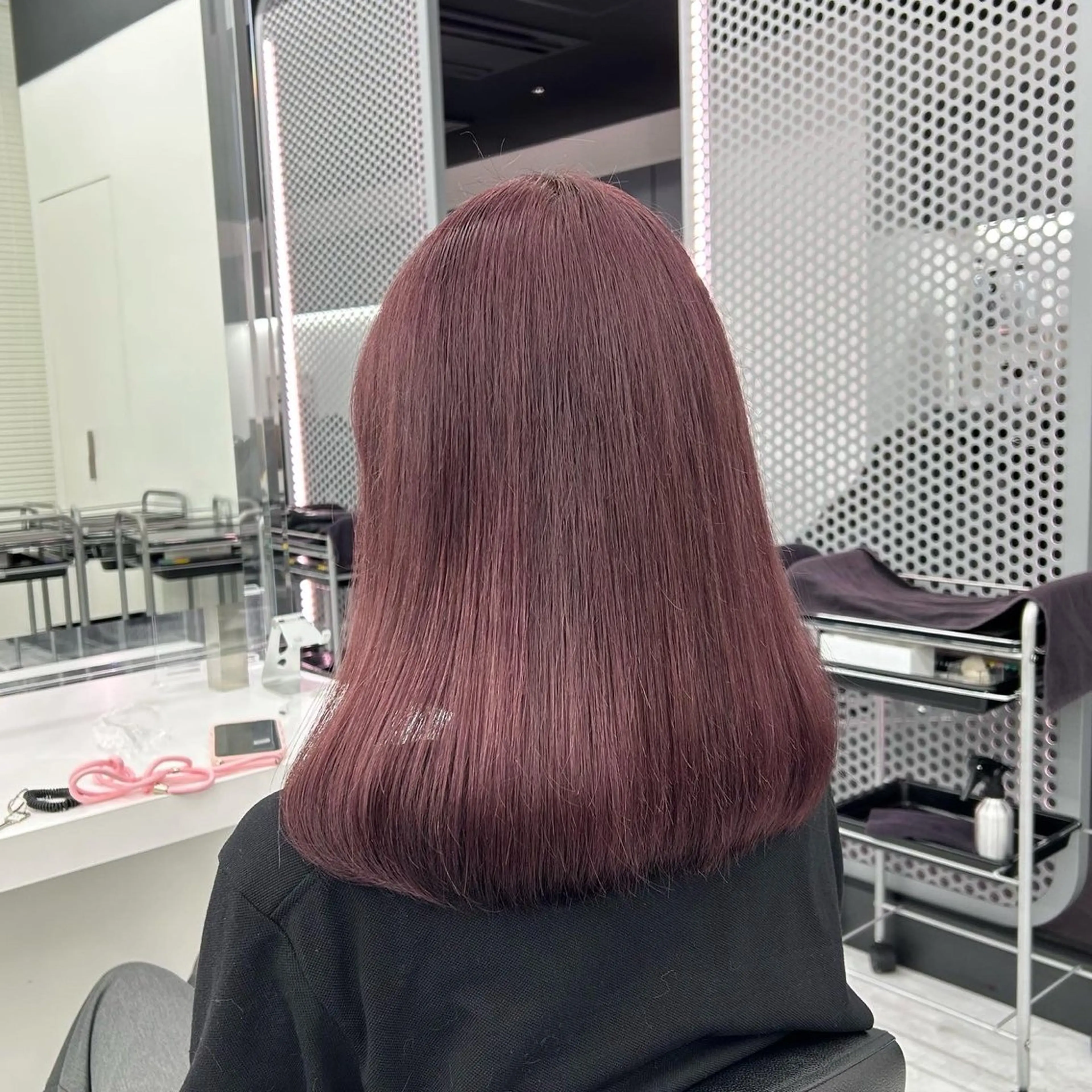 セミロング カラー ヘアアレンジ ヘアカラー トリートメント mai🍑暖色カラー /レイヤー💖のヘアスタイル