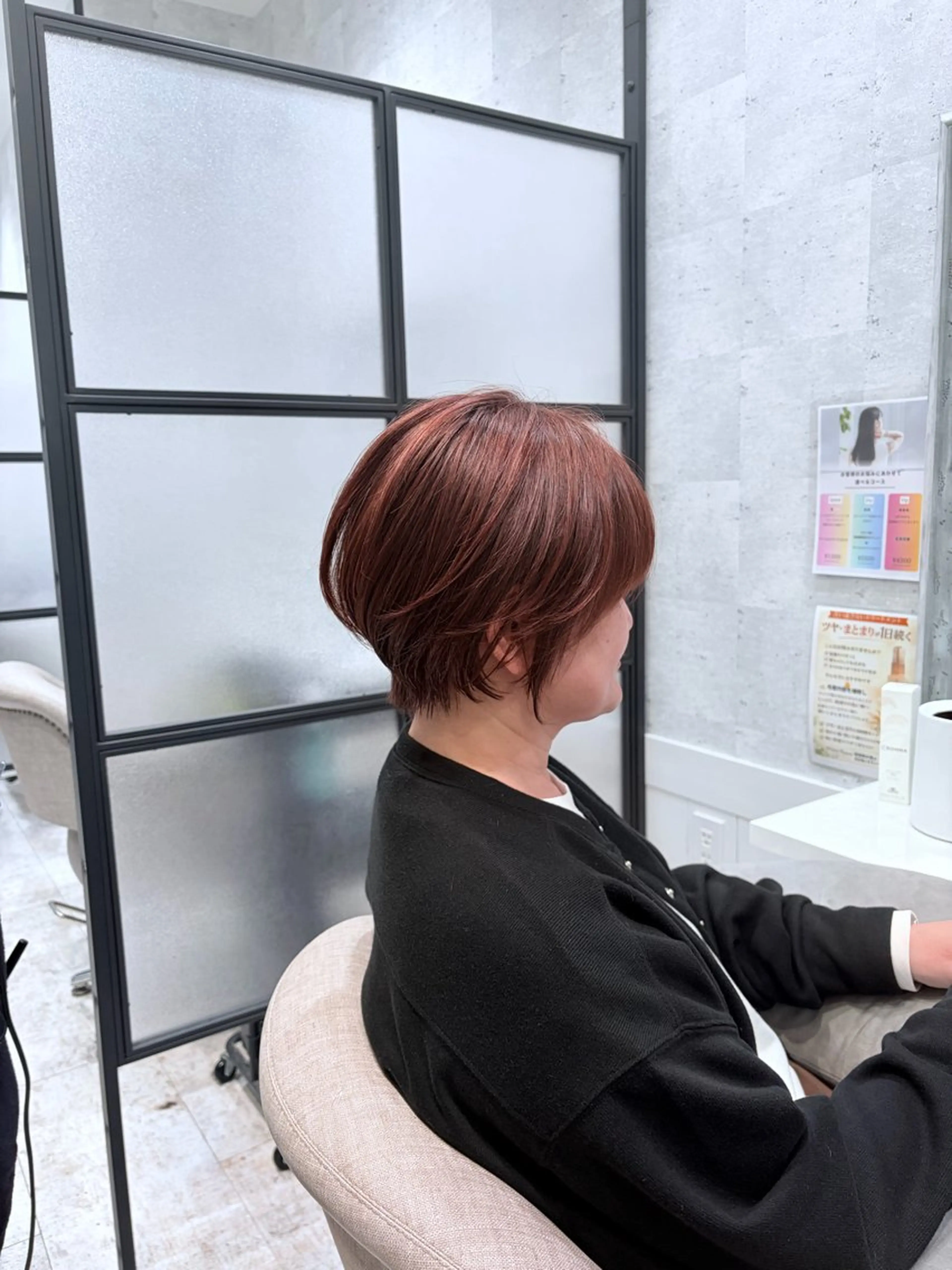 ショート ショートヘア カット ヘアカラー 白髪ぼかし | ヨッシーのヘアスタイル