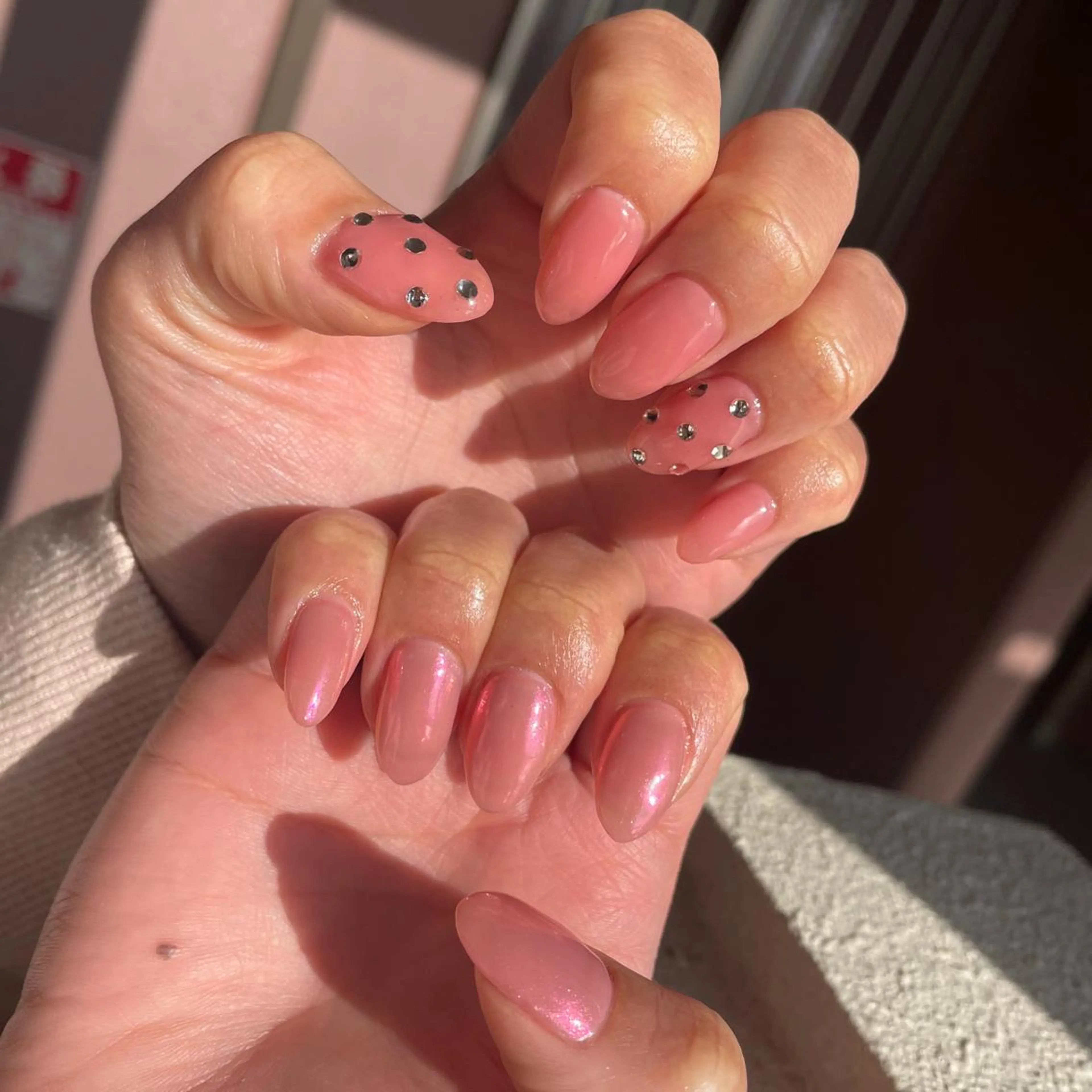 ネイル オーロラネイル ミラーネイル 奥園 良恵のネイルデザイン