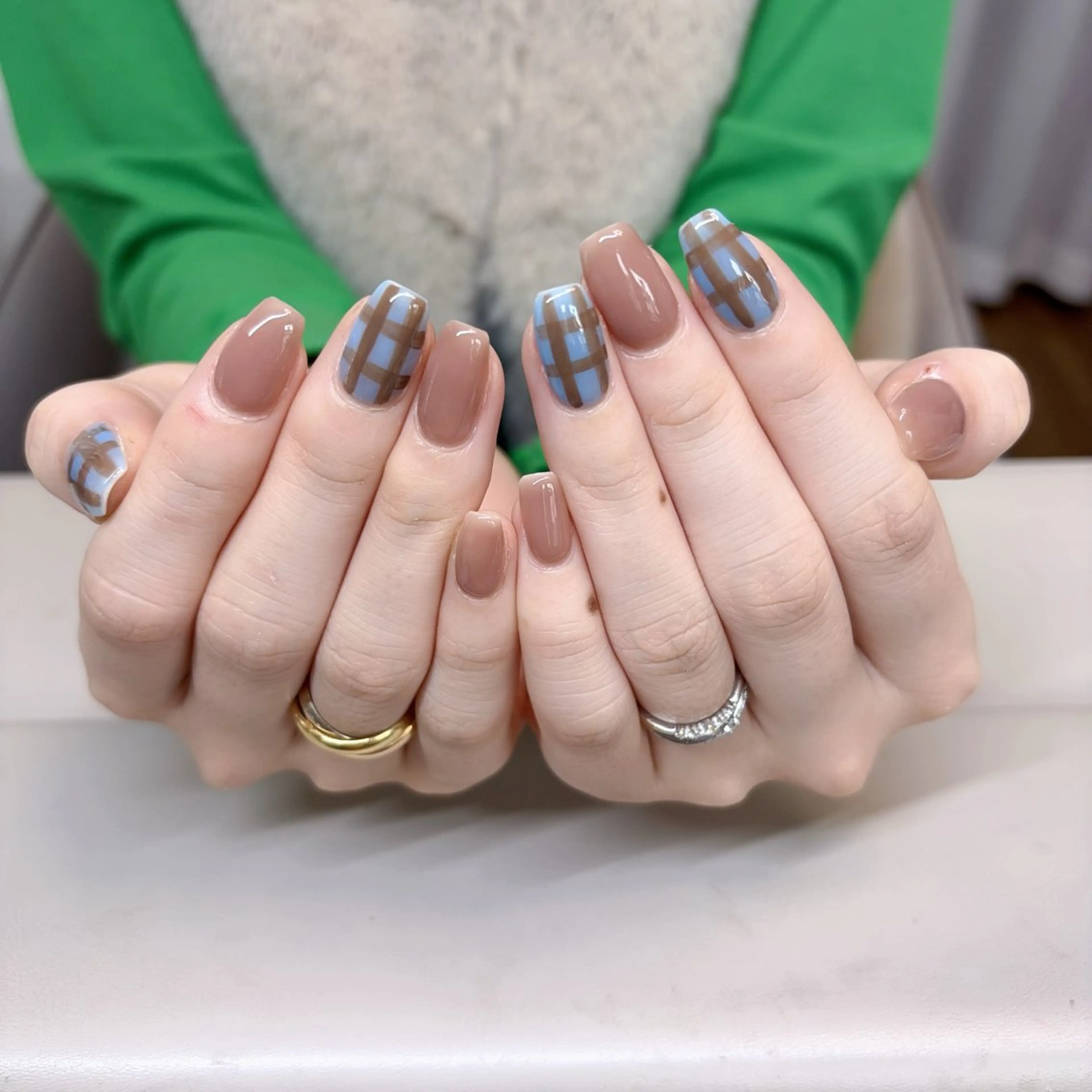 ネイル アニマル柄 アートネイル オーロラネイル べっ甲ネイル ブラウン Rika Nail ellaのネイルデザイン