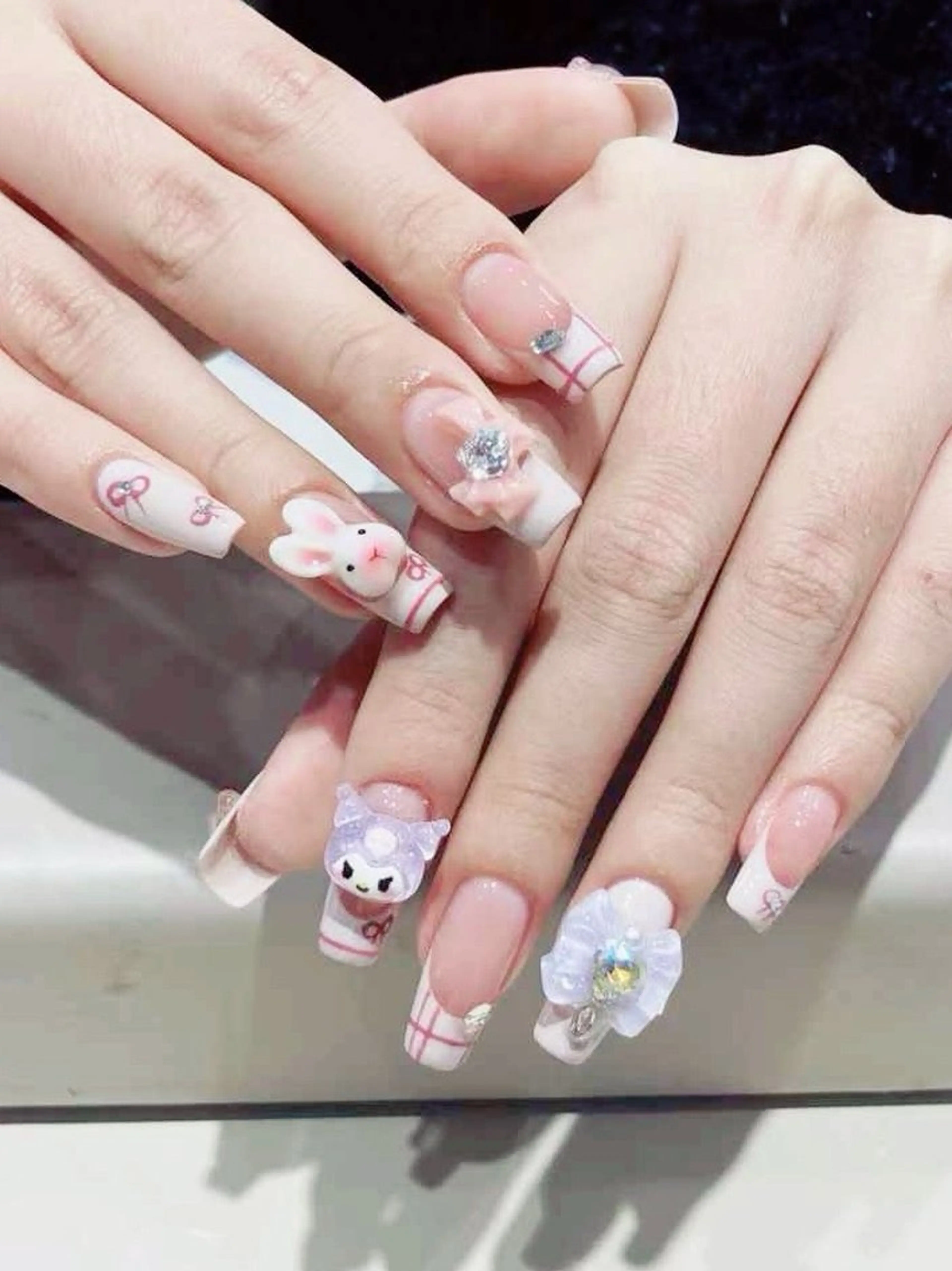 ネイル フレンチネイル ジェルネイル ハート 韓国ネイル マグネットネイル ハンドネイル ネイルサロン lotusのネイルデザイン