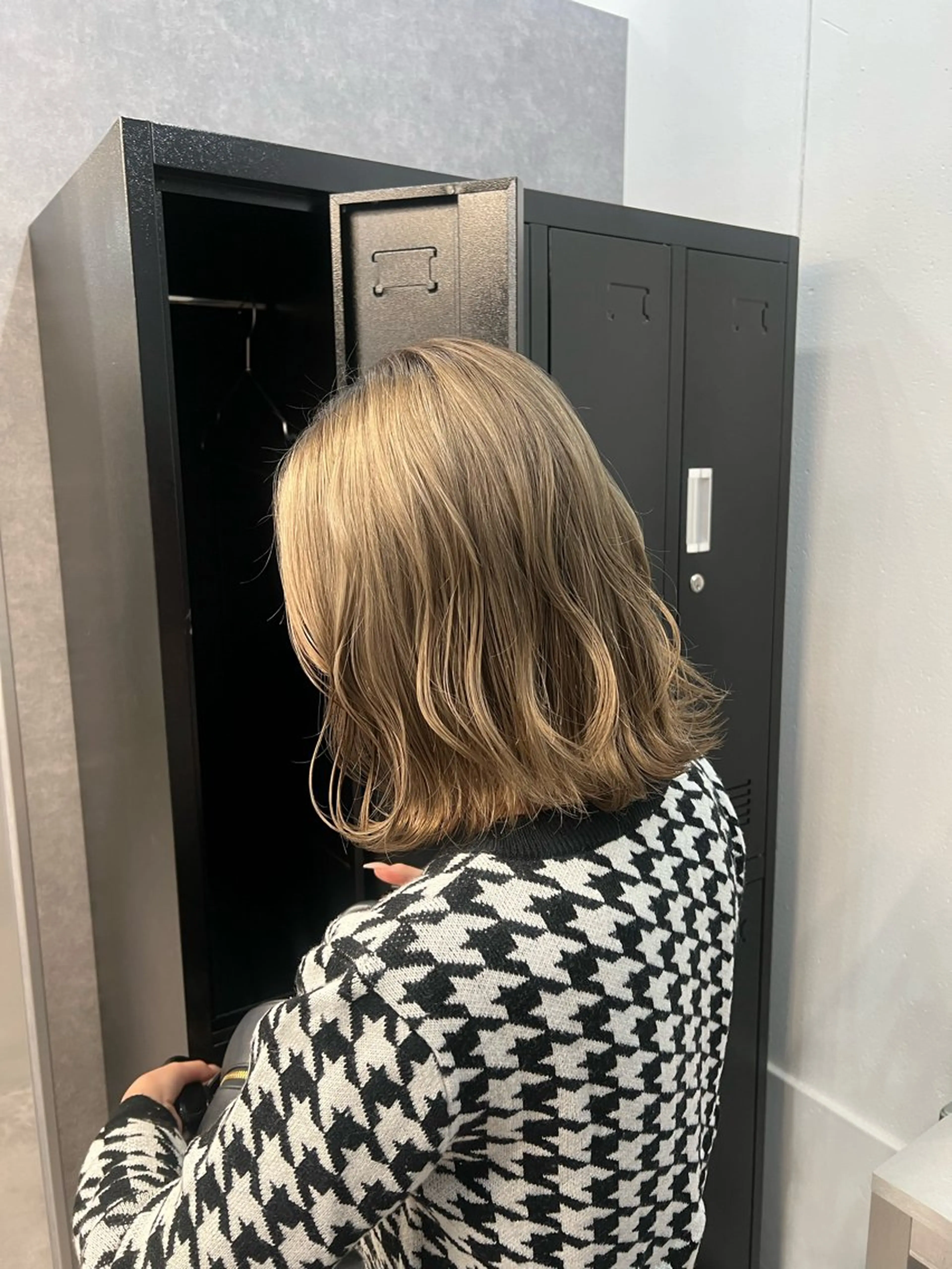 ミディアム カラー ヘアカラー トリートメント 中井 一葉のヘアスタイル