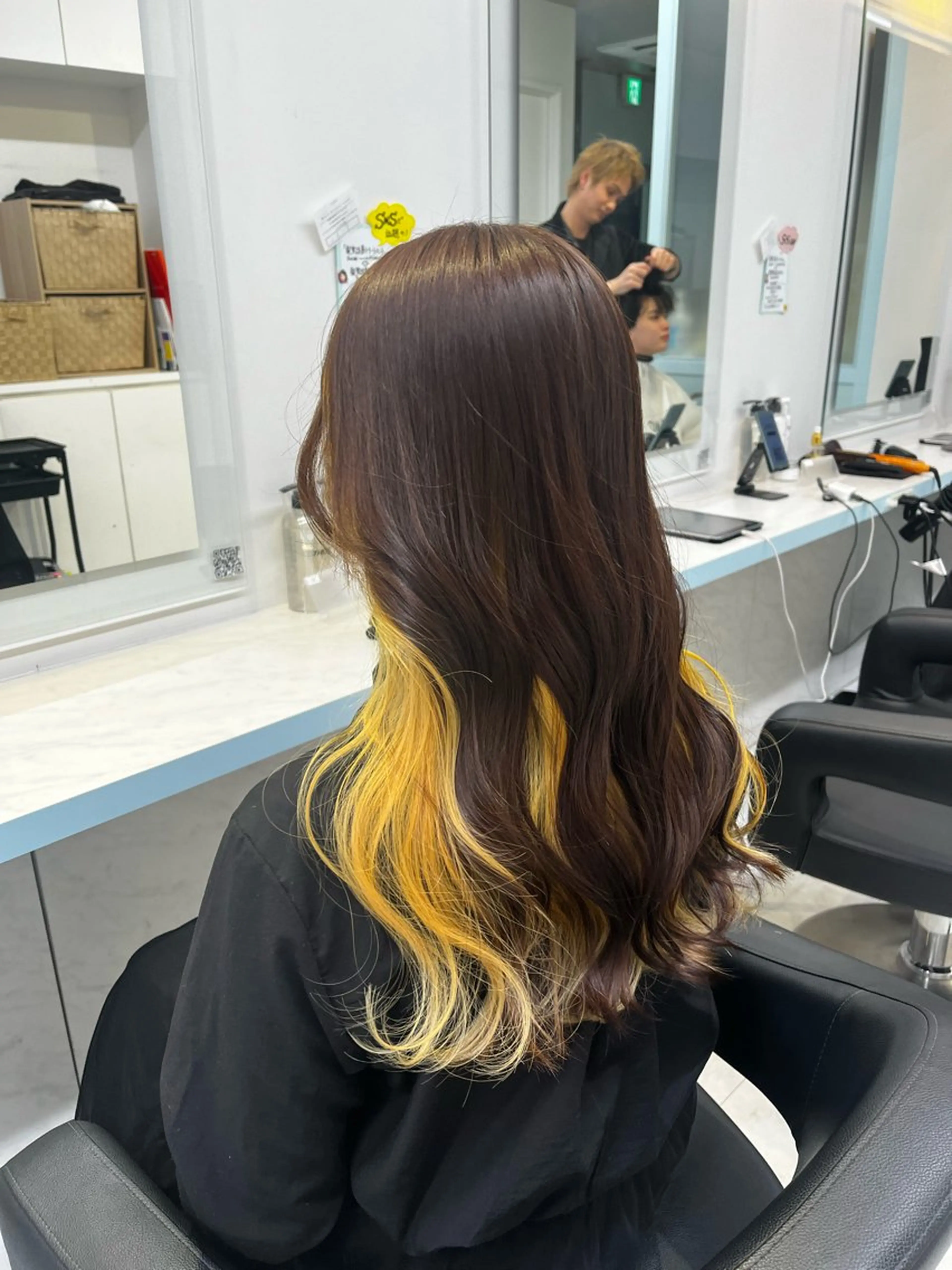 ロング カラー ヘアカラー ブリーチカラー 🩵MIZUKIのヘアスタイル