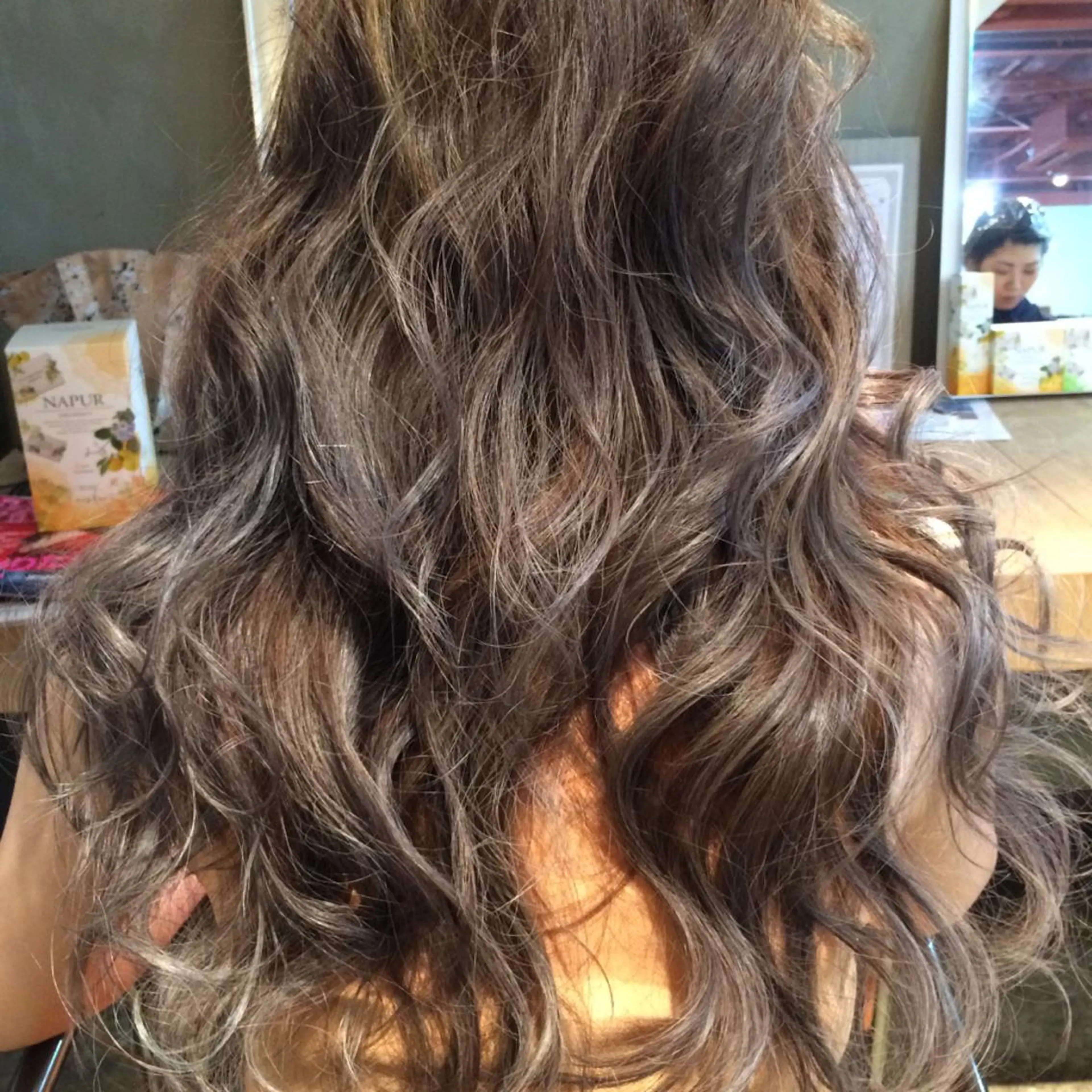 セミロング ロング カラー ヘアアレンジ バレイヤージュ グラデーションカラー 外国人風カラー レイヤーカット 今泉 直裕ショートボブの匠のヘアスタイル