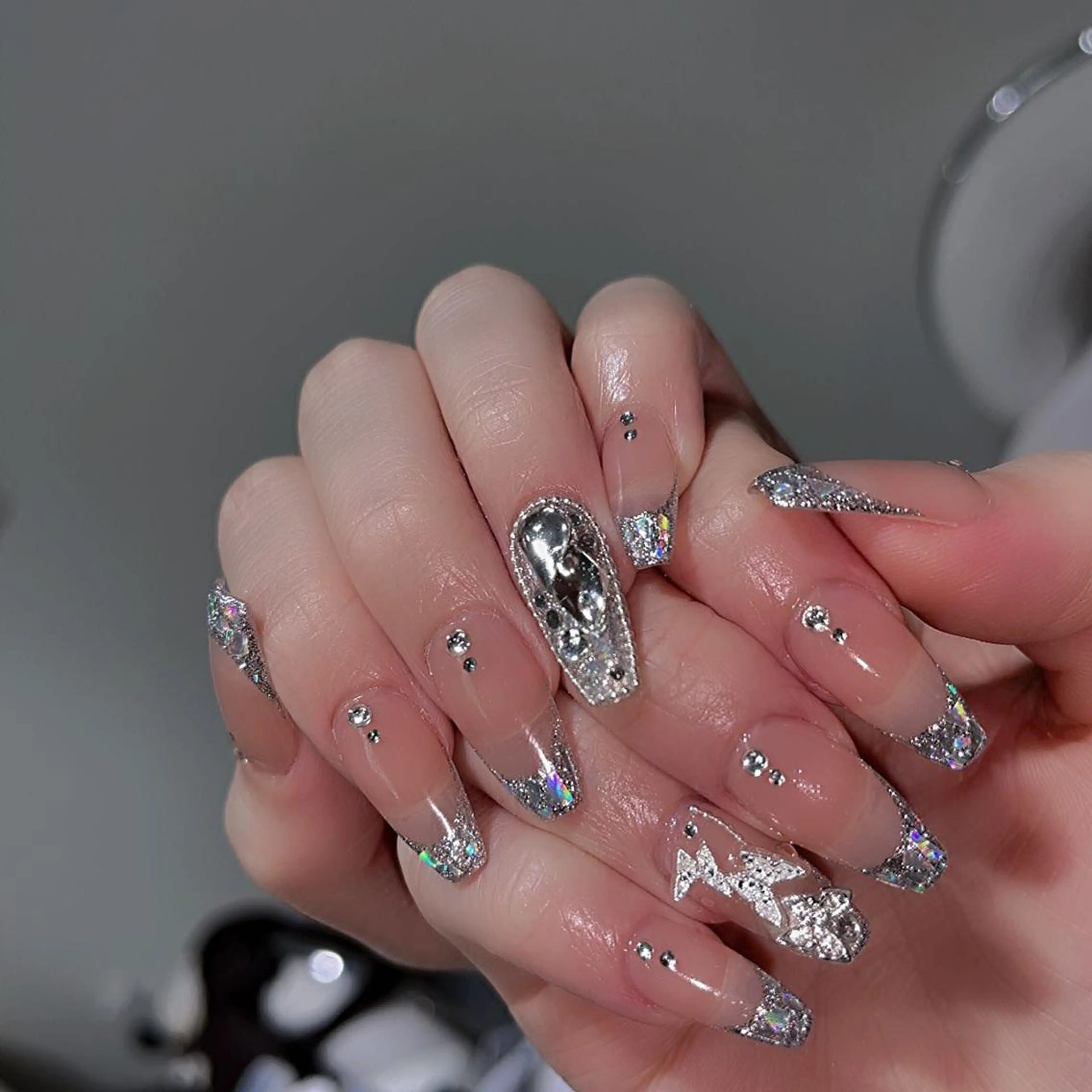 ネイル 長さ出し ネイルチップ Queens momoのネイルデザイン