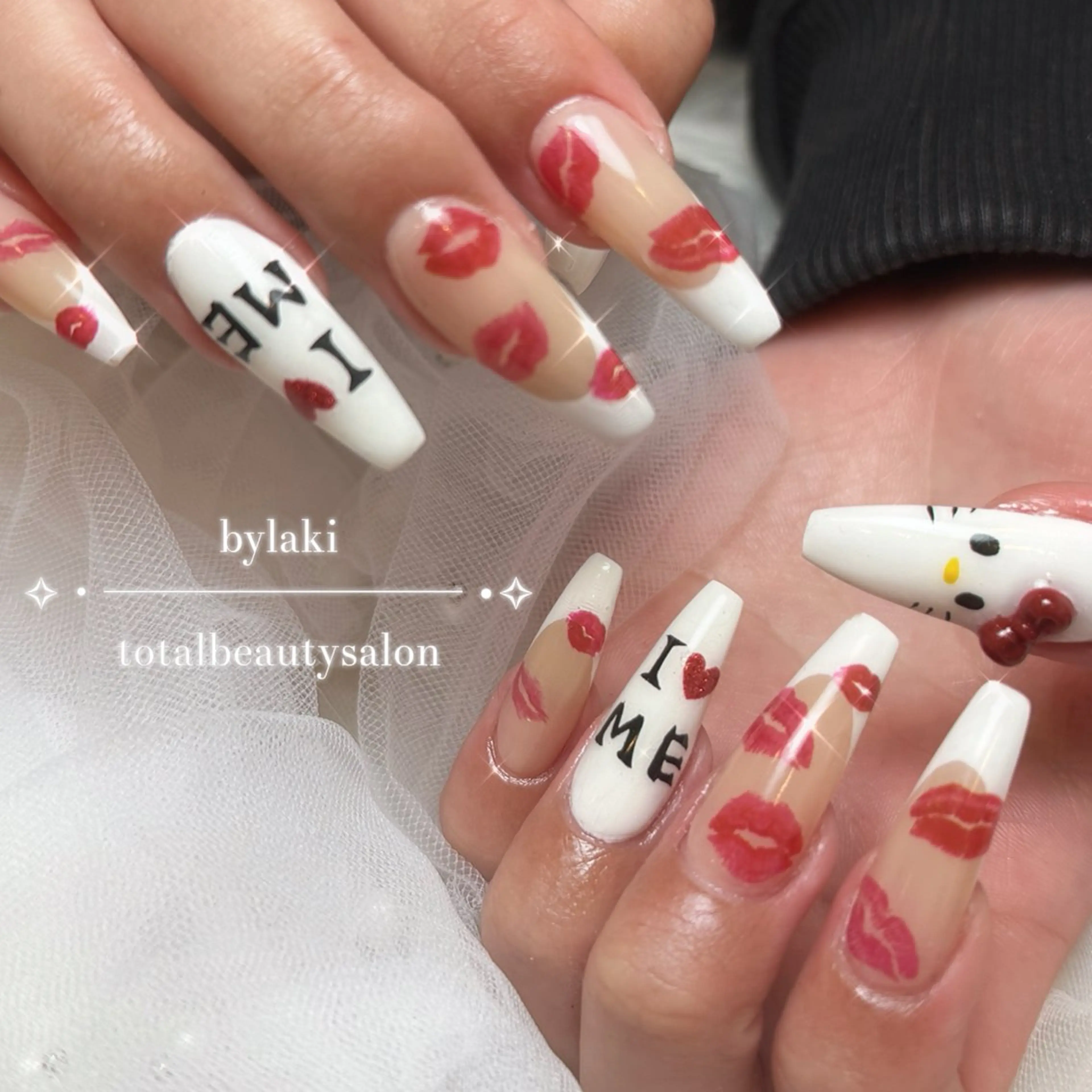 ネイル ハンドネイル bylaki🌈 RENAのネイルデザイン