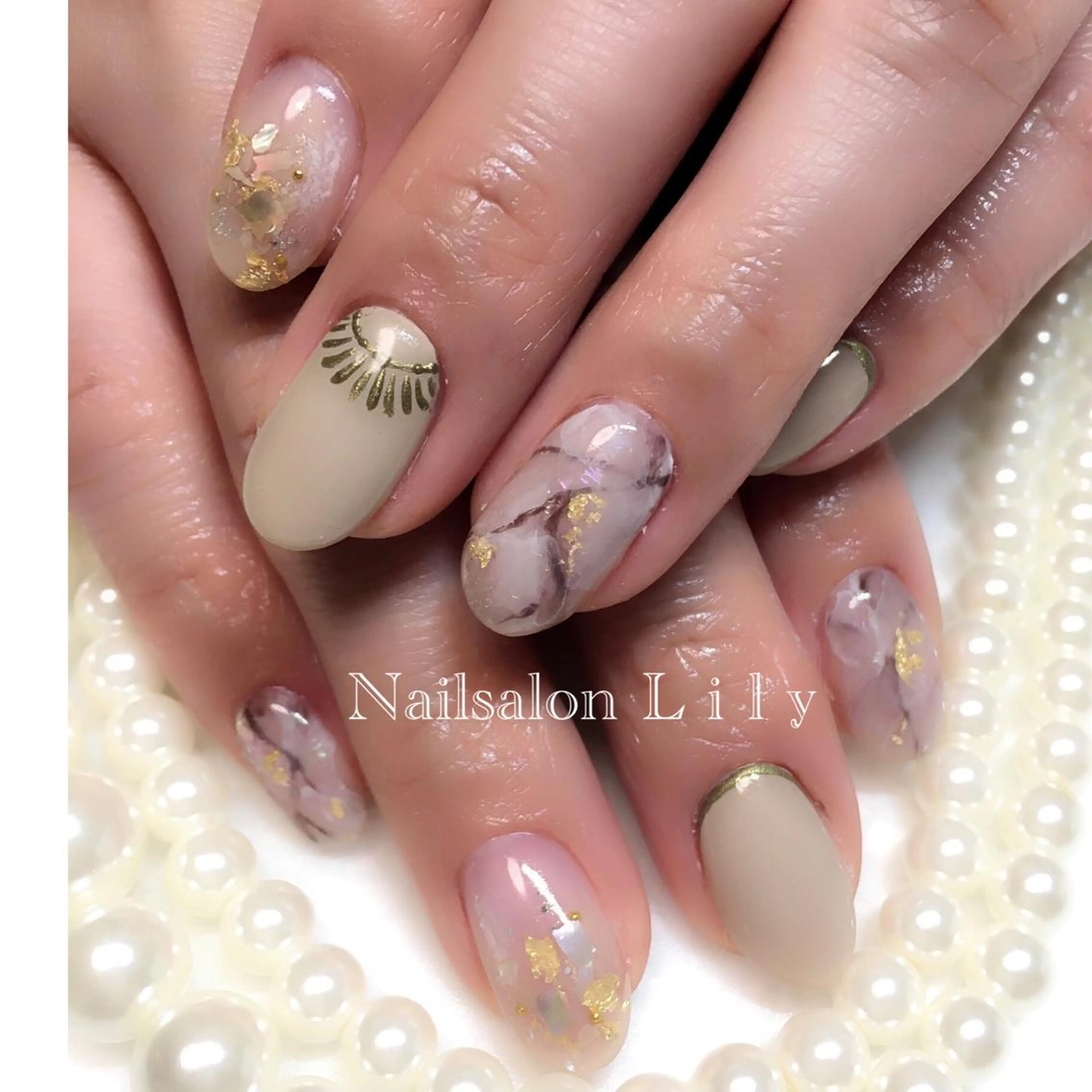 ネイル 大理石ネイル(マーブル) Lily*nail 🌻Mii🌻のネイルデザイン