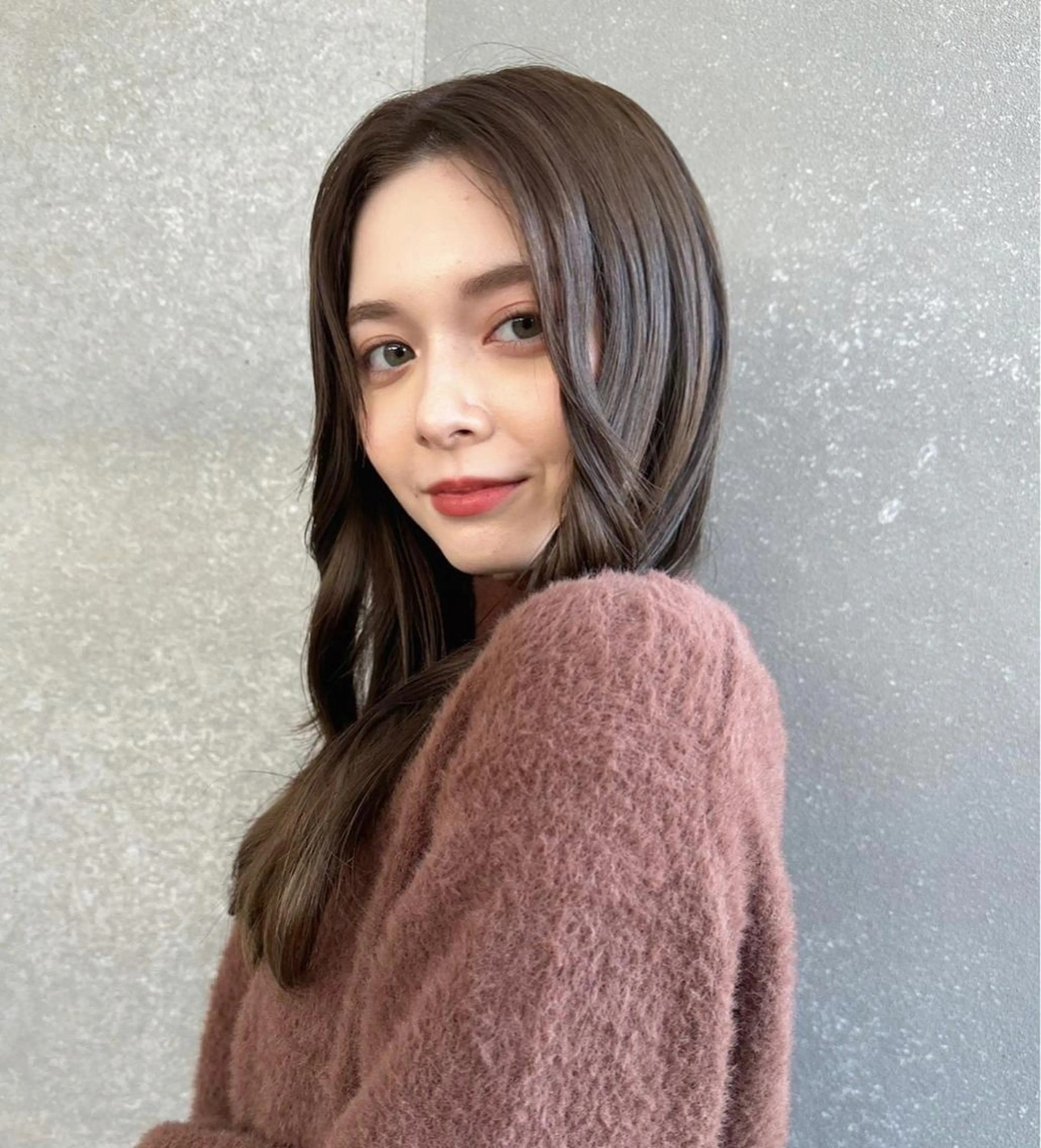 カラー 透明感カラー ヘアカラー トリートメント ヘッドスパ ヘアセット 韓国ヘア/レイヤー Londエレンのヘアスタイル