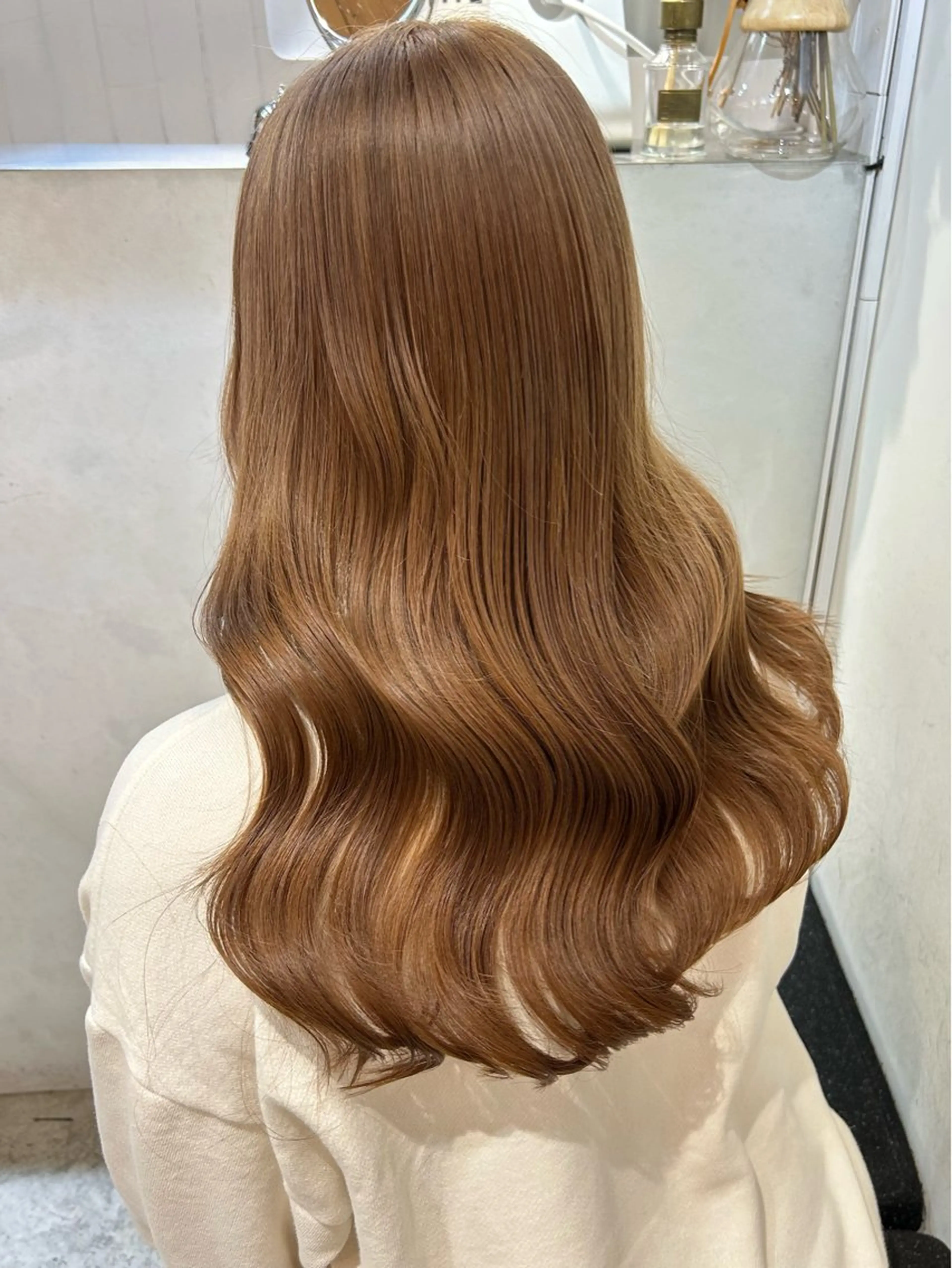 ロング カラー ヘアアレンジ ベージュカラー フォギーベージュ カット ヘアカラー 🧸艶々韓国ヘア 🧁mizunaのヘアスタイル