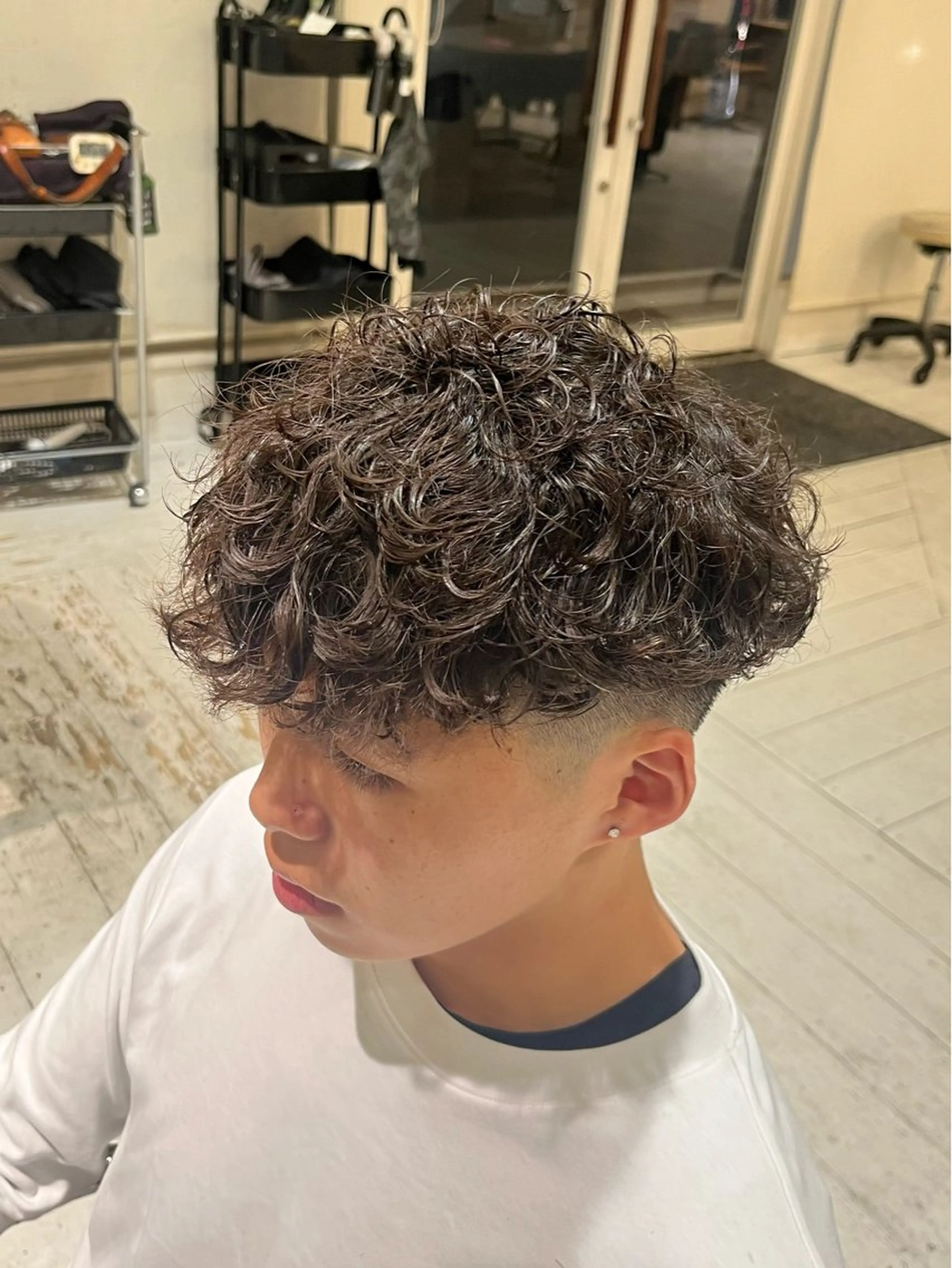 ショート パーマ メンズ メンズパーマ スペインカール 波巻きパーマ カット パーマ メンズ特化 山崎  蓮のヘアスタイル