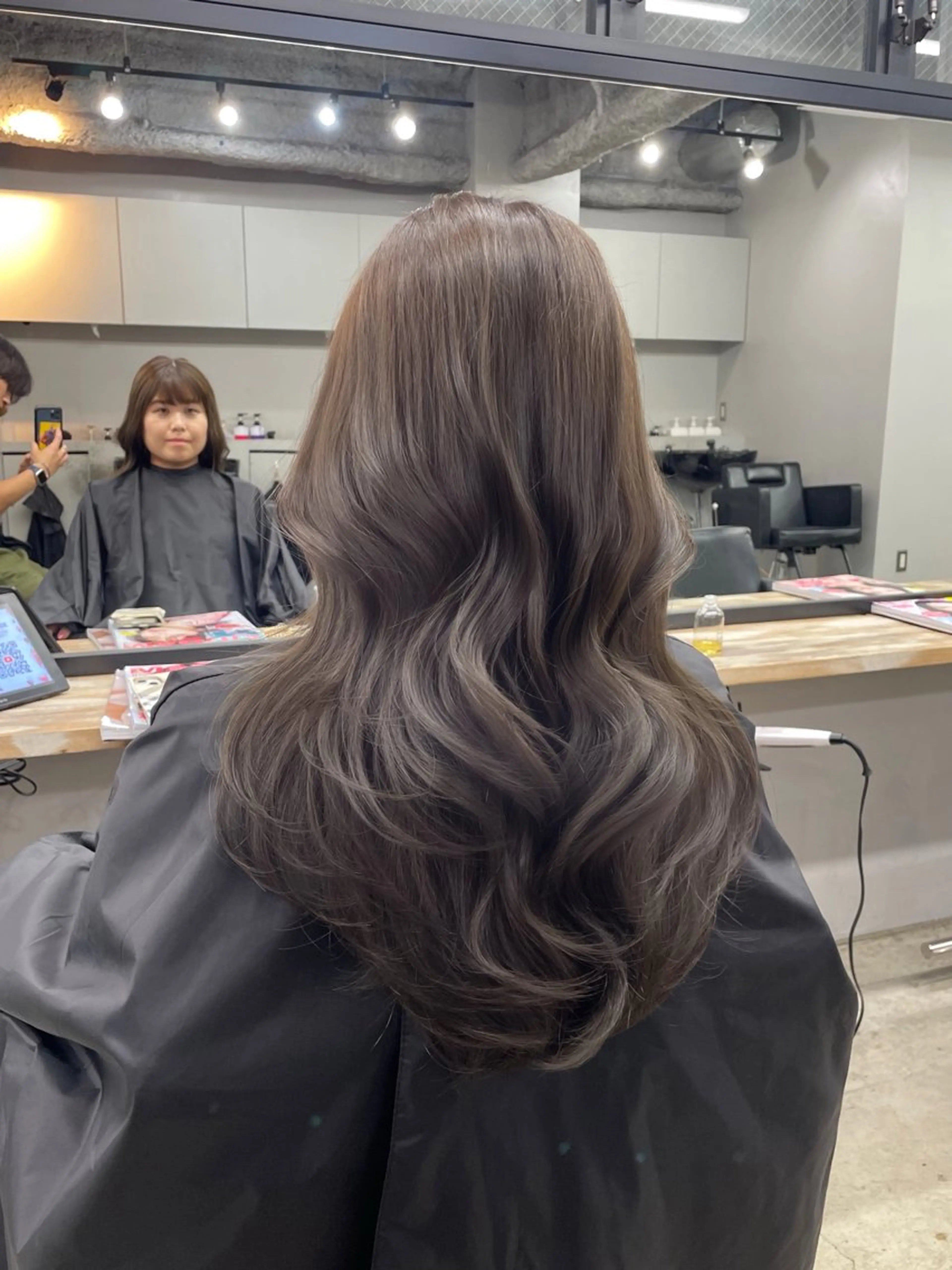 ロング カラー ヘアカラー 新宿/韓国ヘア/ 髪質改善ストレートのヘアスタイル