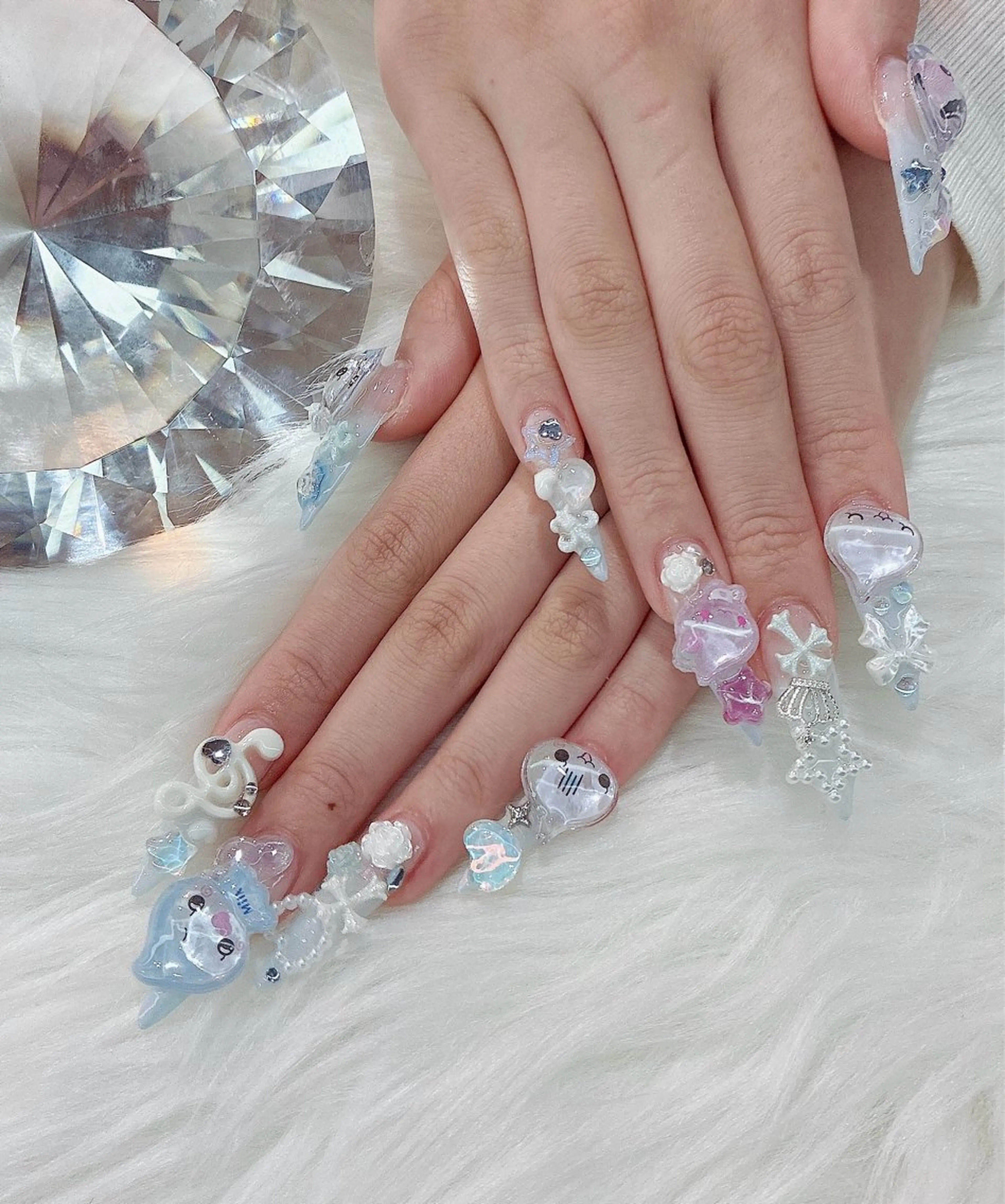 ネイル 持ち込み LoaChaton kaeのネイルデザイン