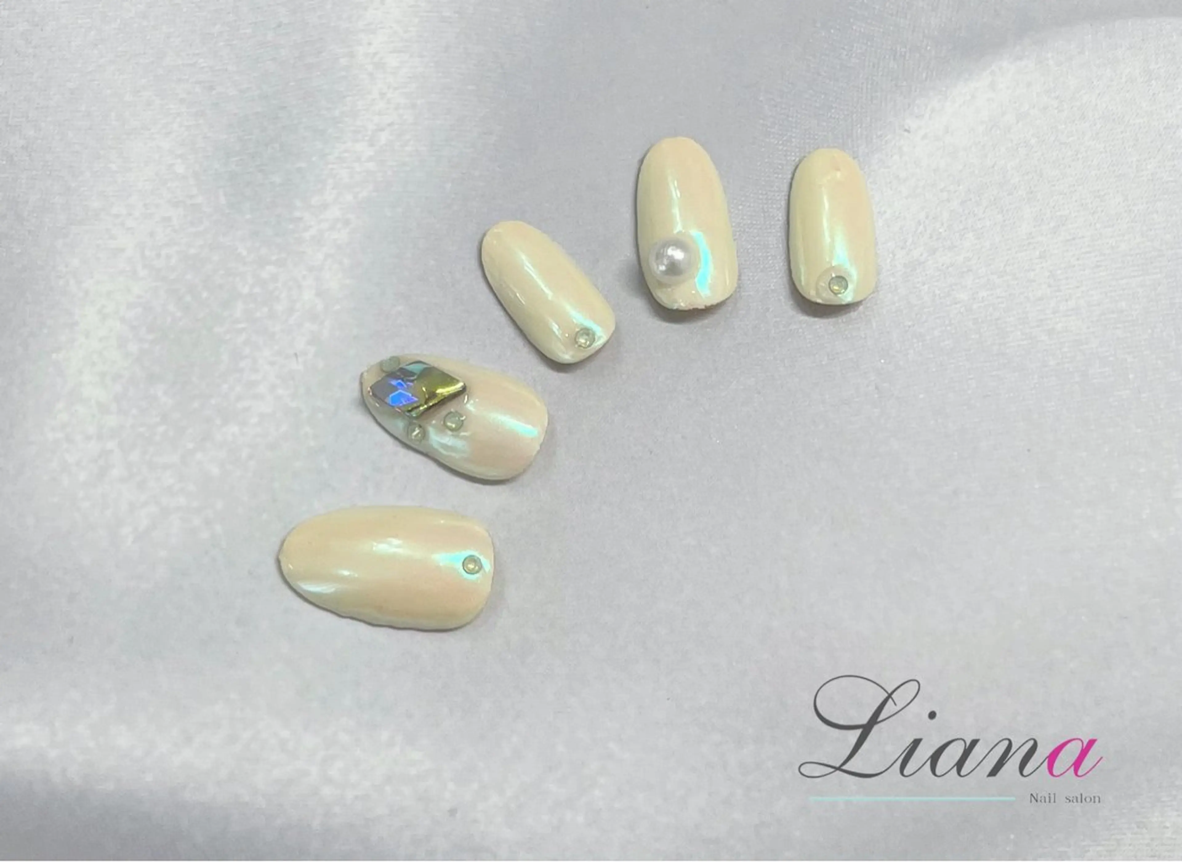 ネイル ハンドネイル Liana CHIYAKOのネイルデザイン