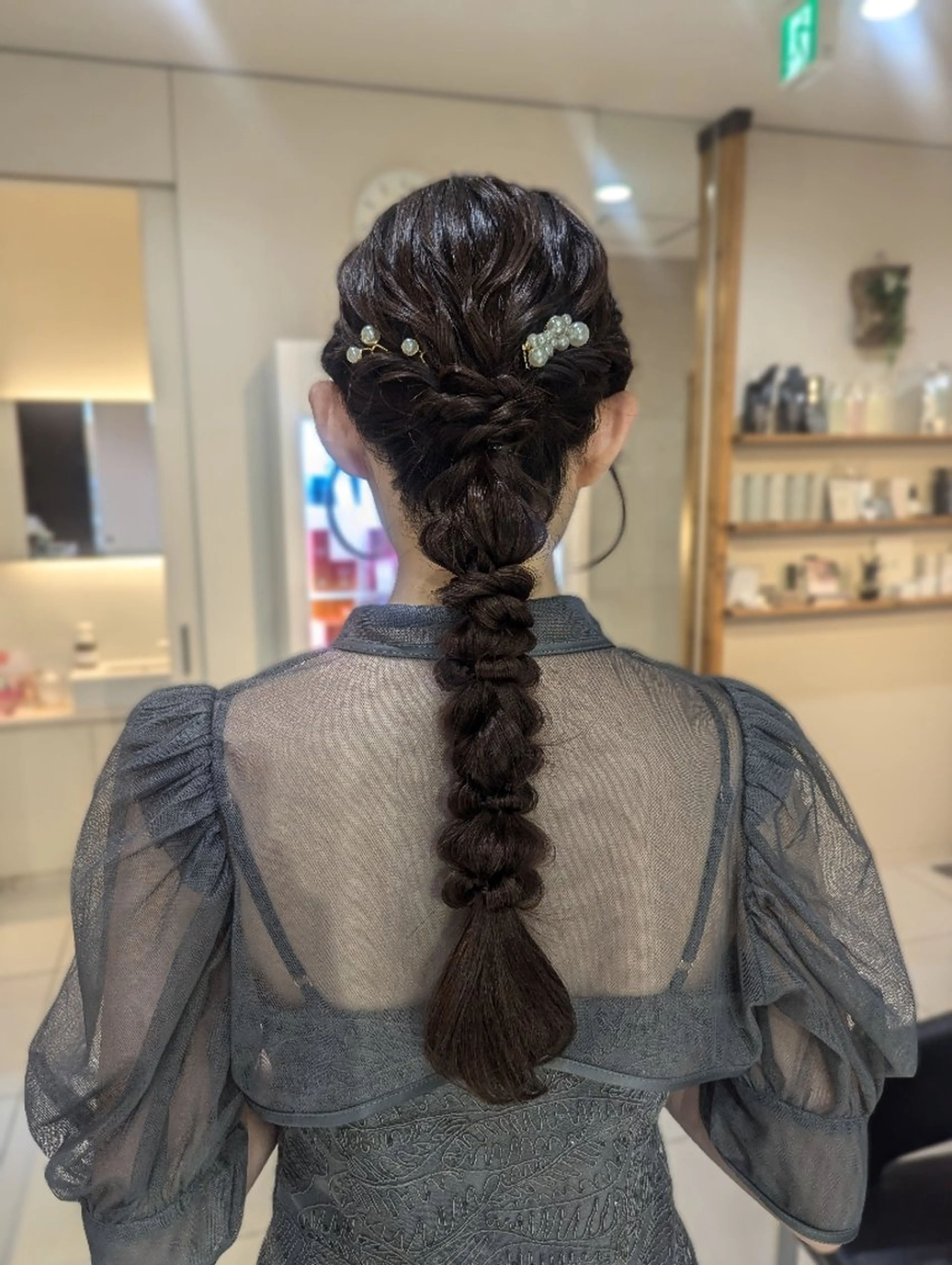 ロング ヘアセット お呼ばれヘア/顔周り カット/レイヤーのヘアスタイル