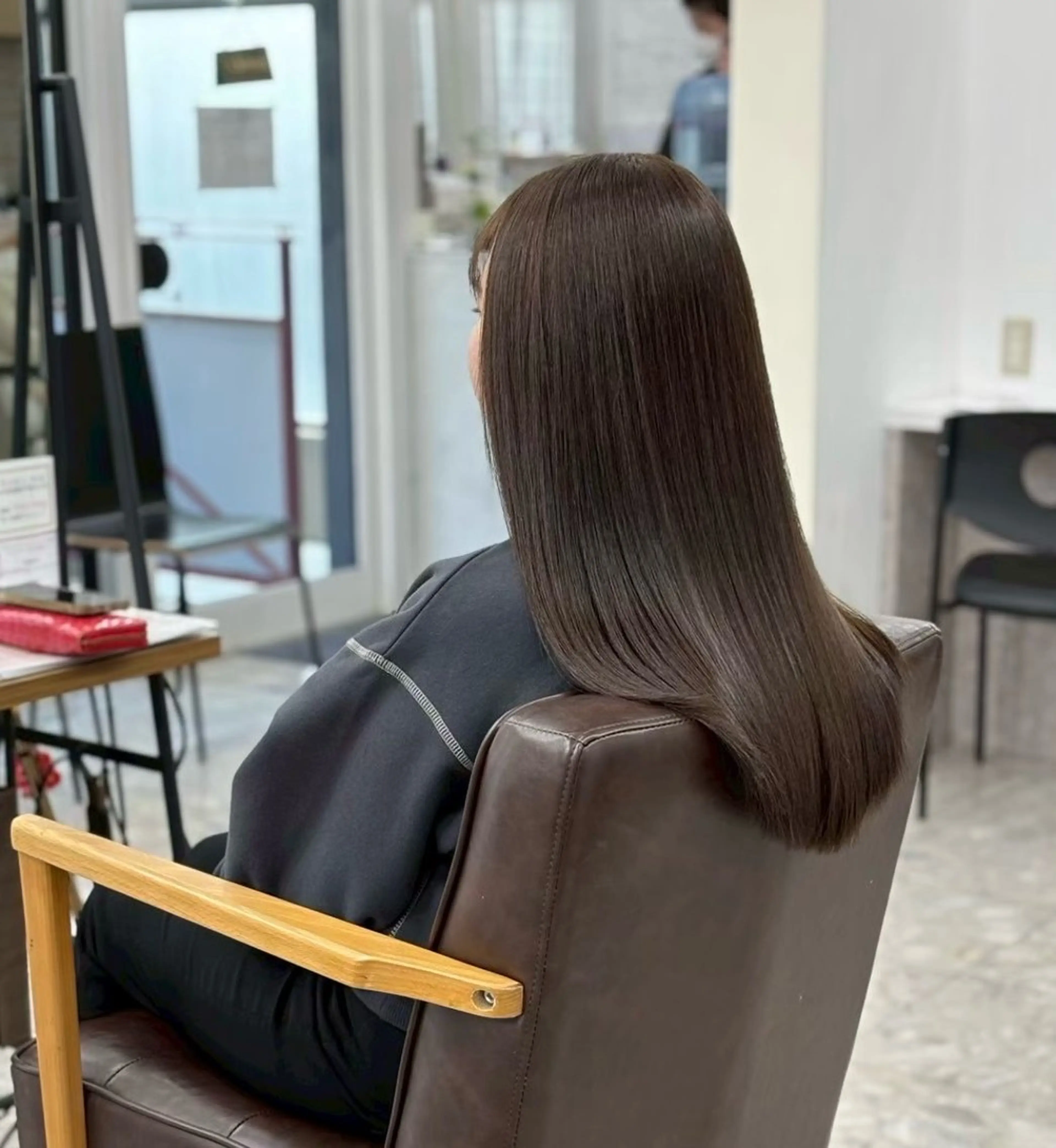 カラー 小澤 奈津美のヘアスタイル