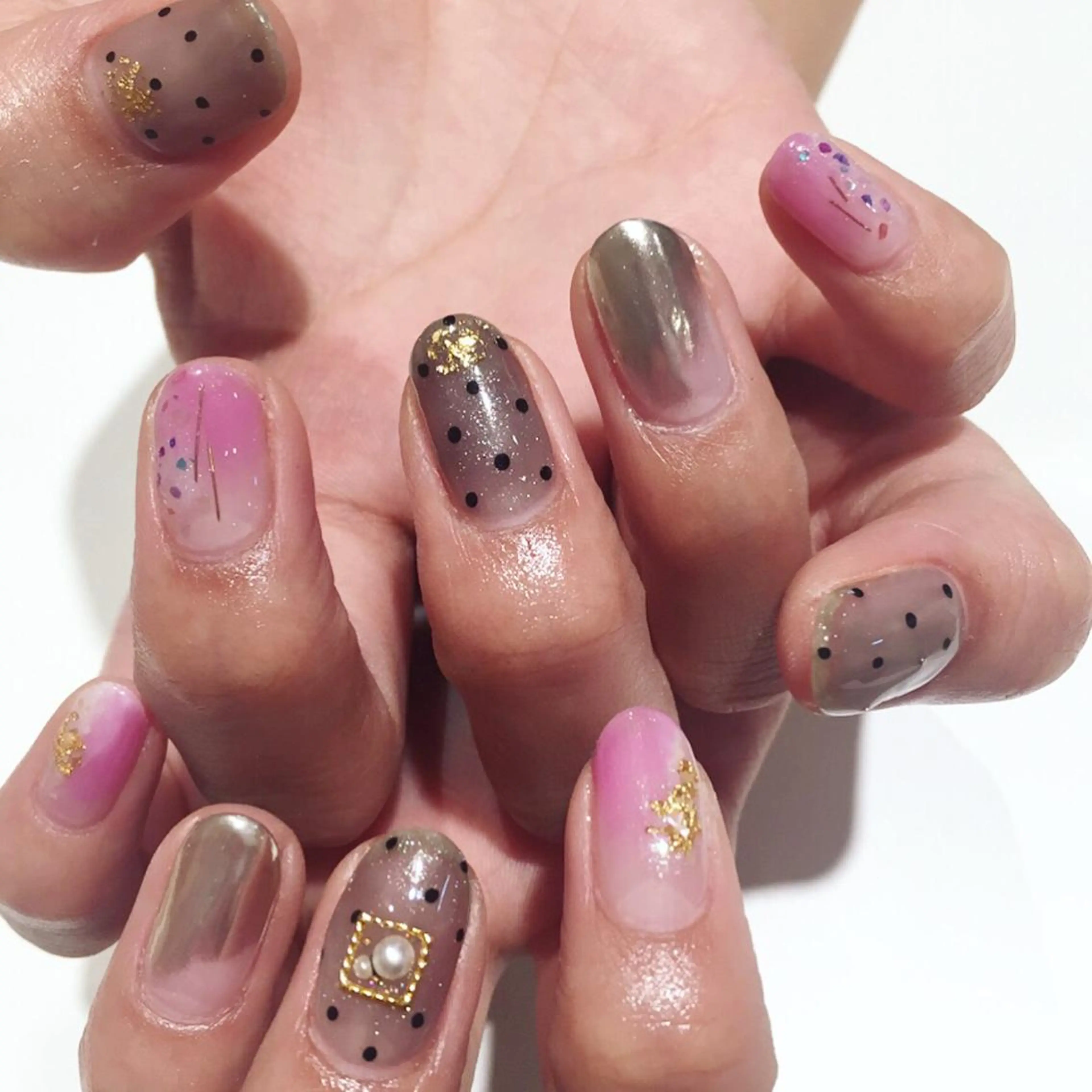 ネイル ニュアンスネイル EARTH nanaのネイルデザイン