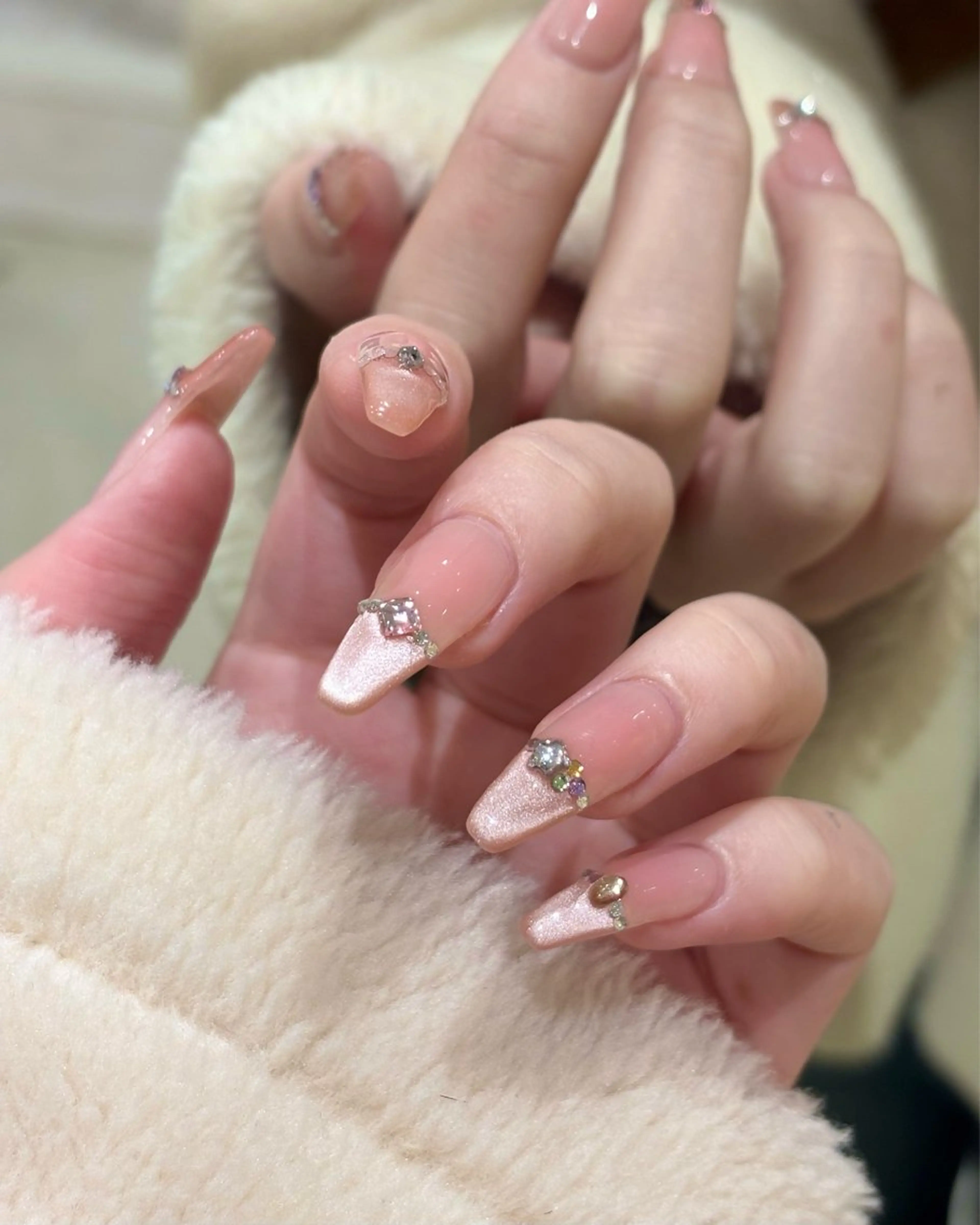 ネイル ブルー チークネイル 持ち込み ワンホンネイル モデル様募集中♡ Kokomi🍮のネイルデザイン