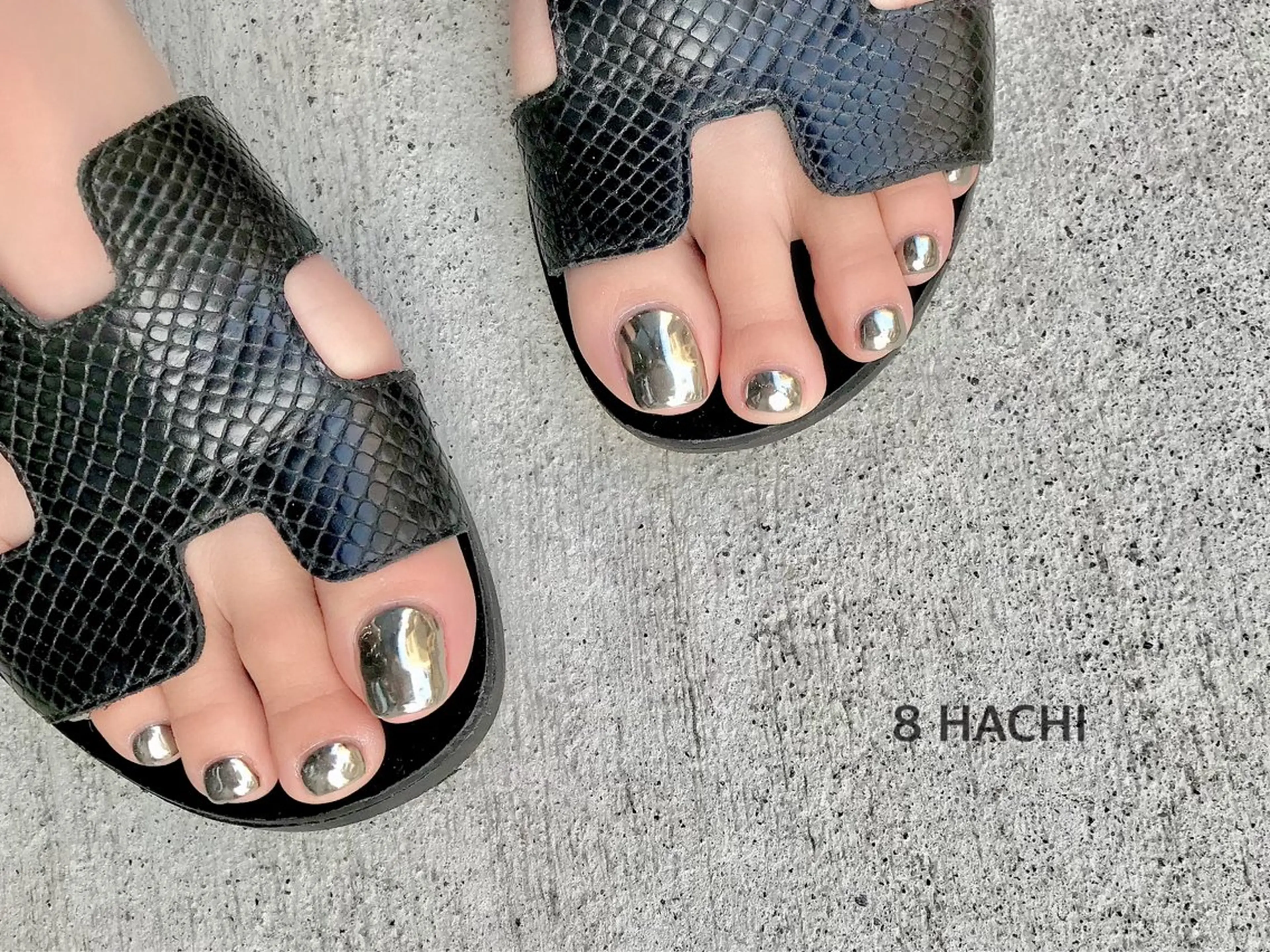 ネイル フットネイル 亀戸8 HACHI スタッフのネイルデザイン