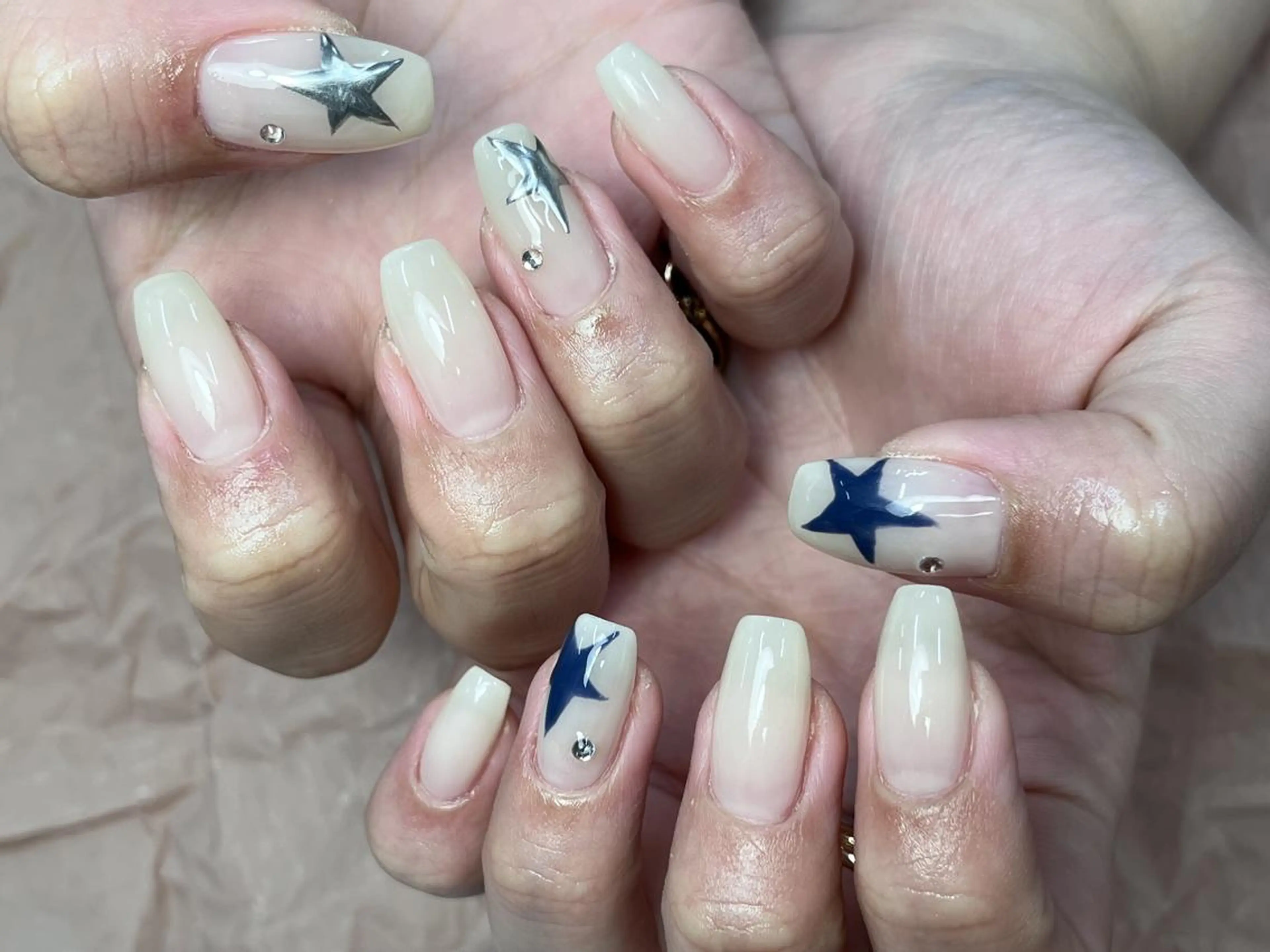 ネイル シンプルネイル ハンドネイル ToliyDeliy Nail Salonのネイルデザイン