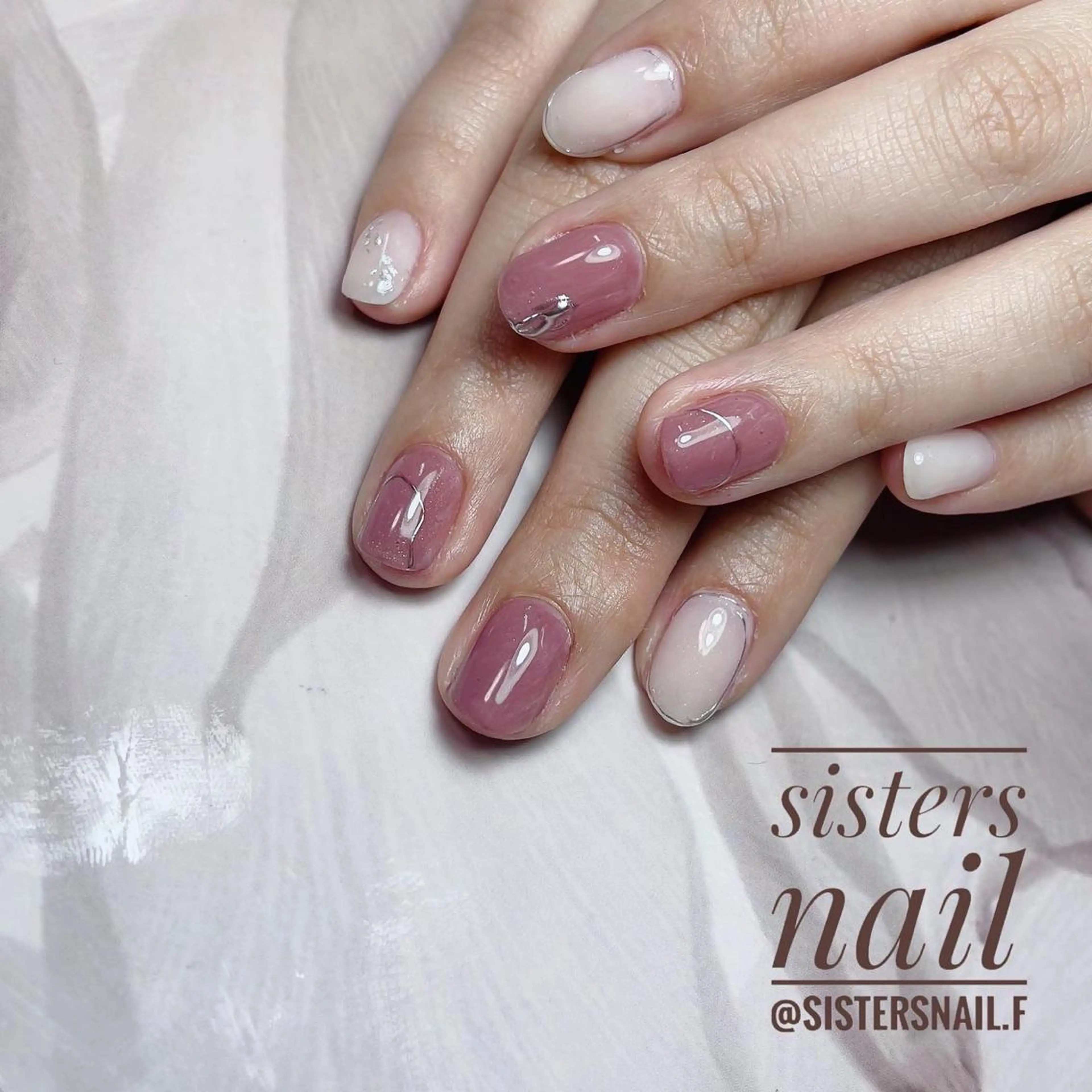 ネイル アートネイル キラキラネイル ミラーネイル ニュアンスネイル オフィスネイル sisters nail.fのネイルデザイン