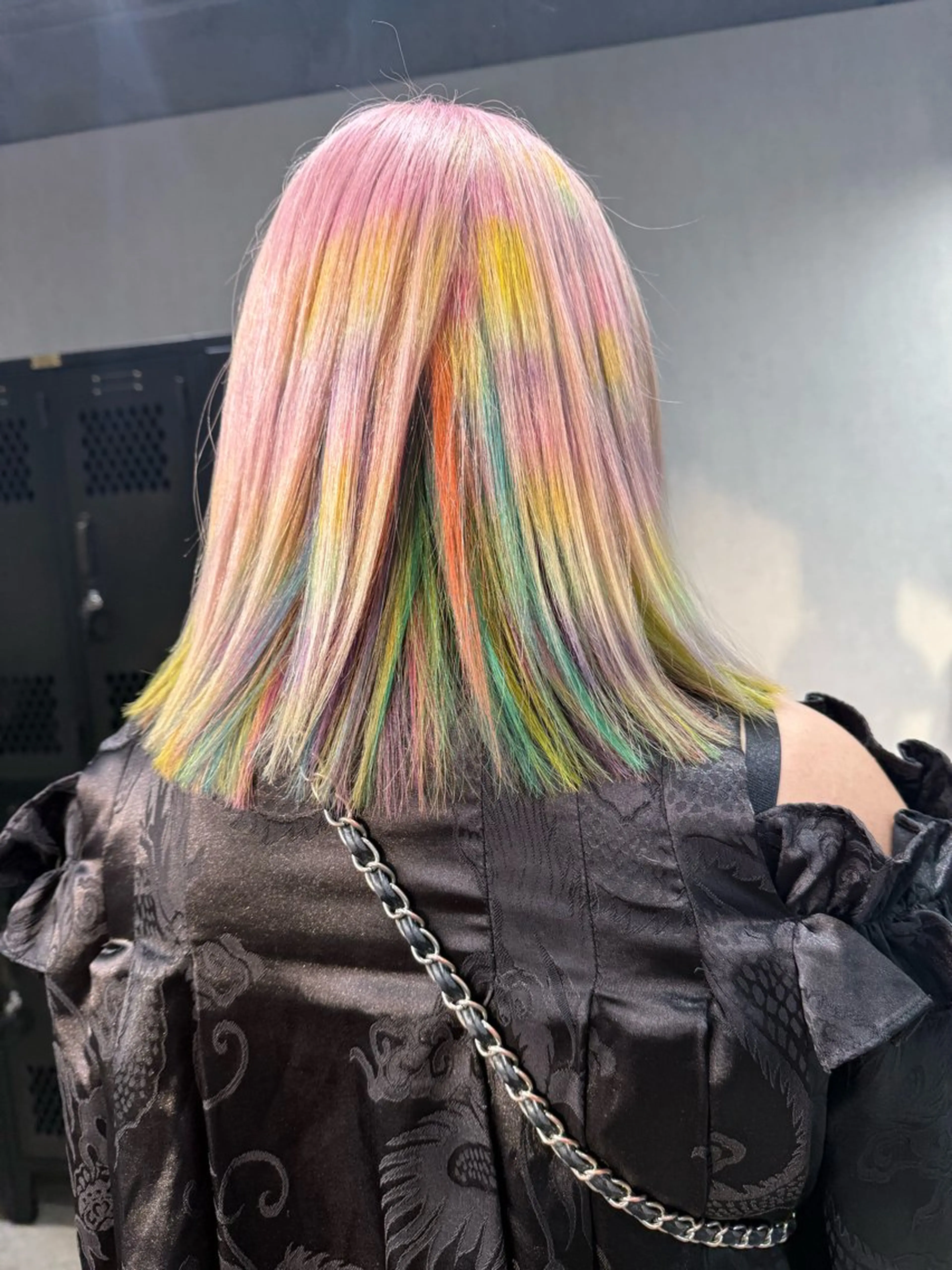 カラー ヘアカラー ルシ🎨/ハイトーン デザイン/髪質改善のヘアスタイル