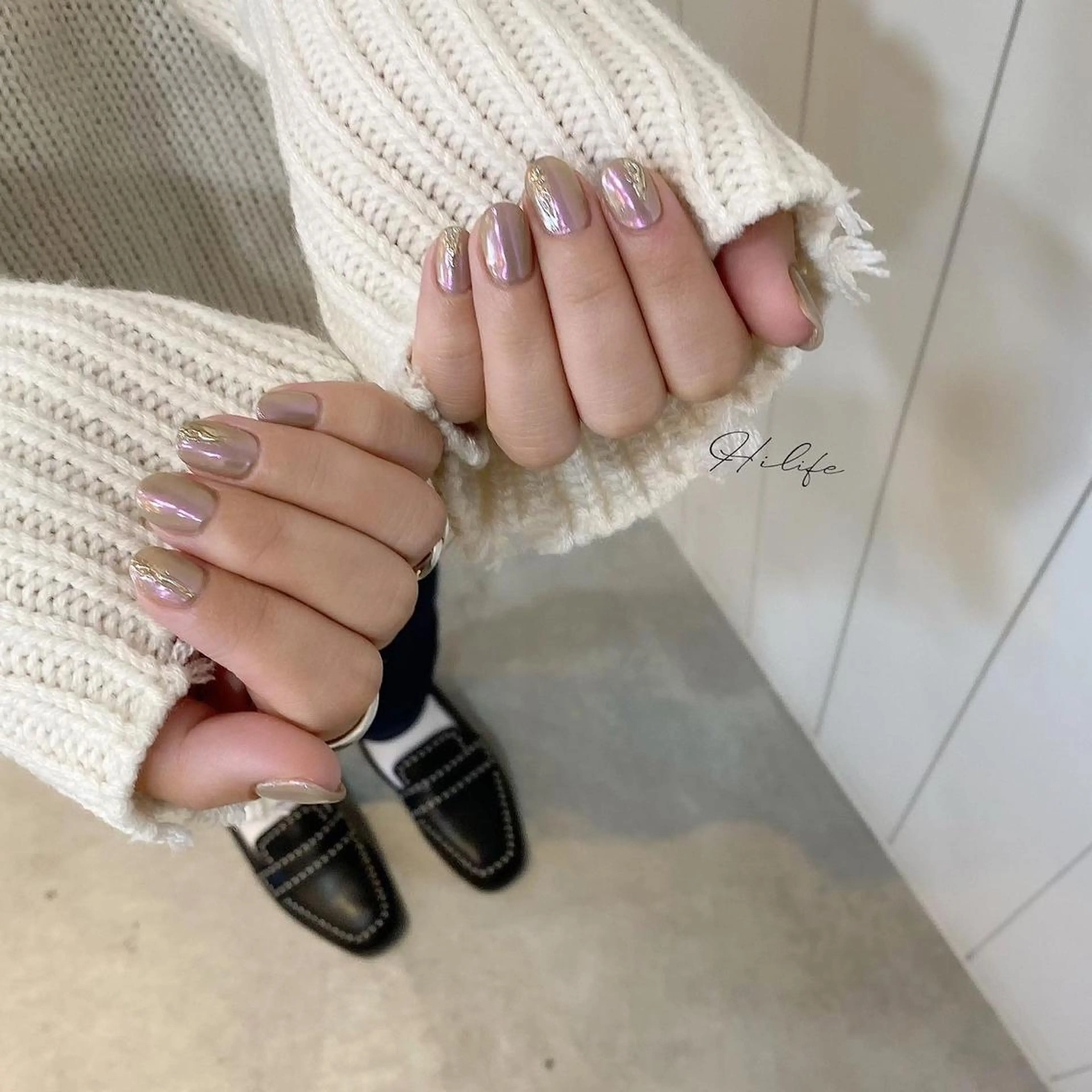 ネイル ミラーネイル ハンドネイル Nail Adore.のネイルデザイン